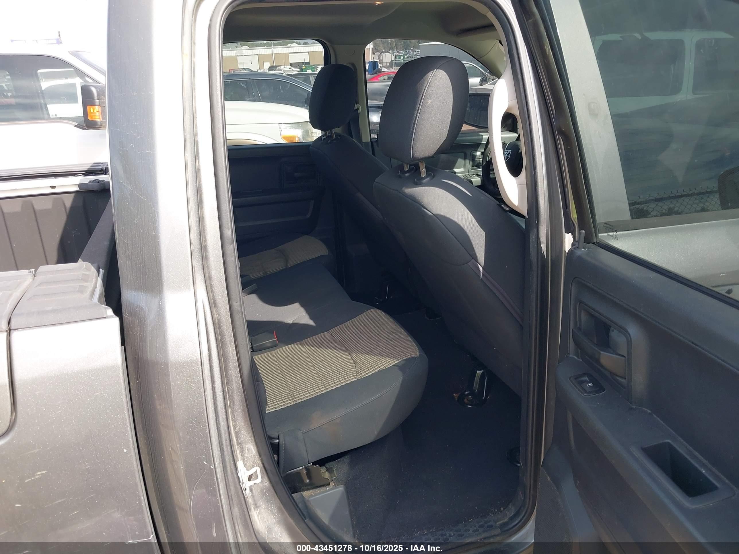 RAM 1500 image 8