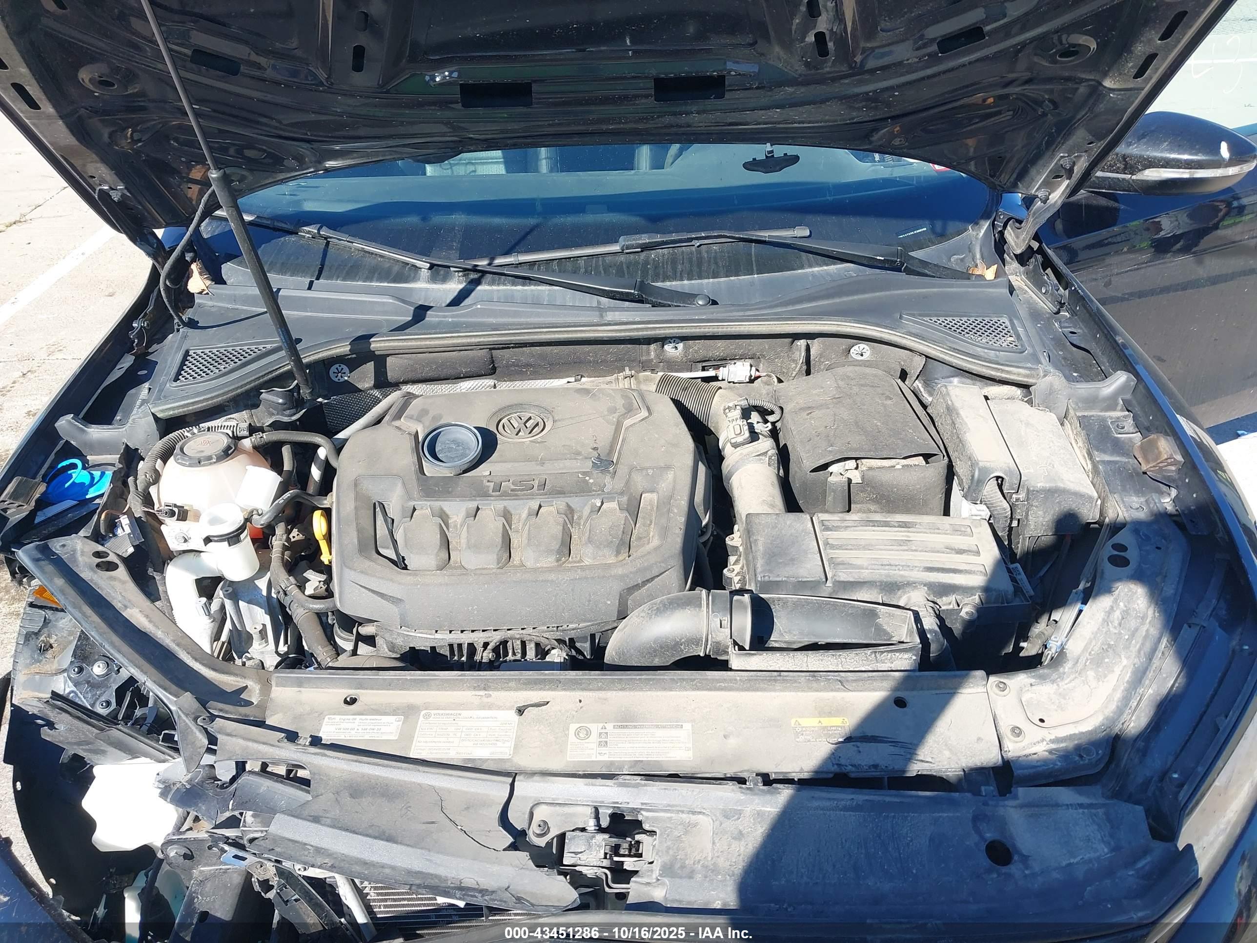 VOLKSWAGEN PASSAT image 10