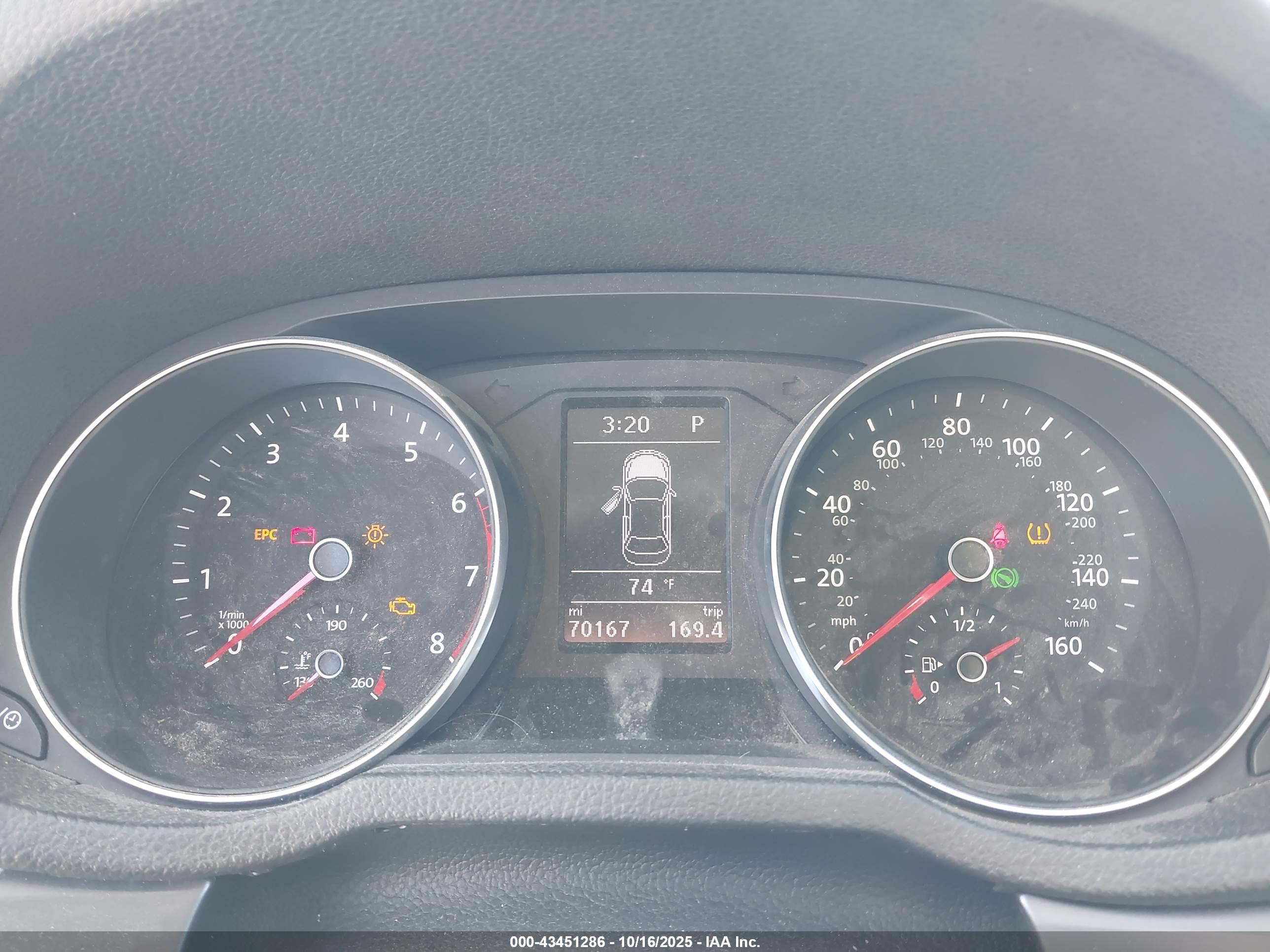 VOLKSWAGEN PASSAT image 7