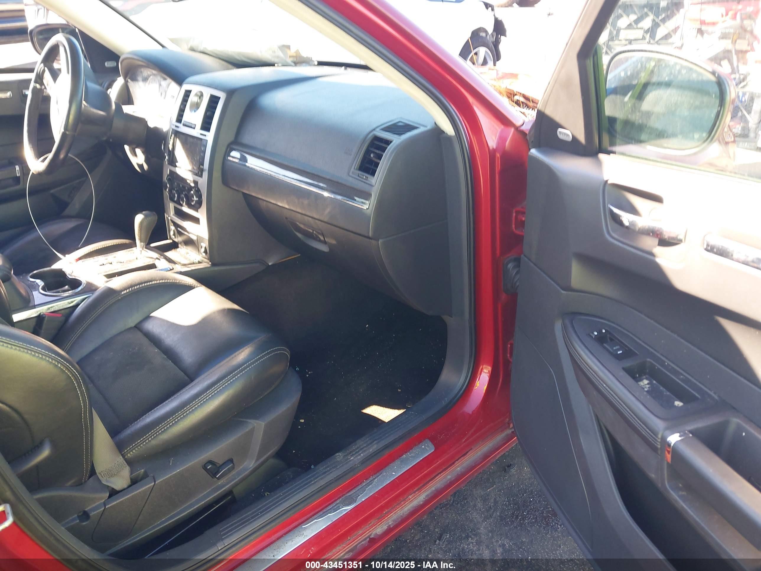 CHRYSLER 300C image 5
