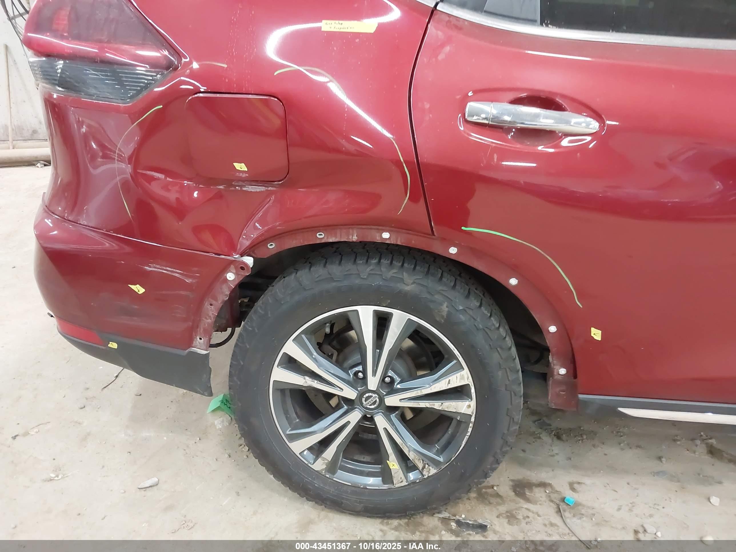 NISSAN ROGUE image 6