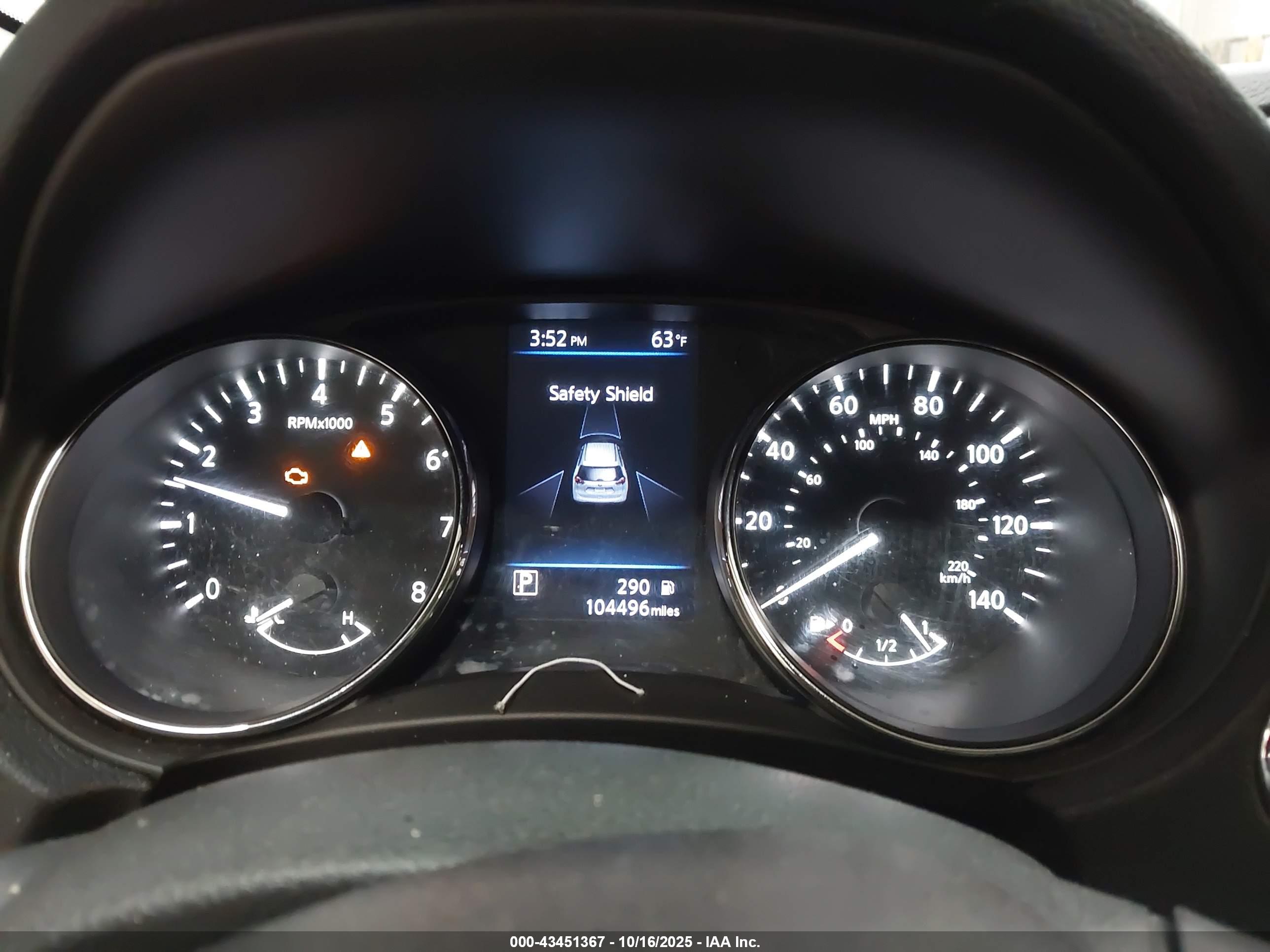 NISSAN ROGUE image 7