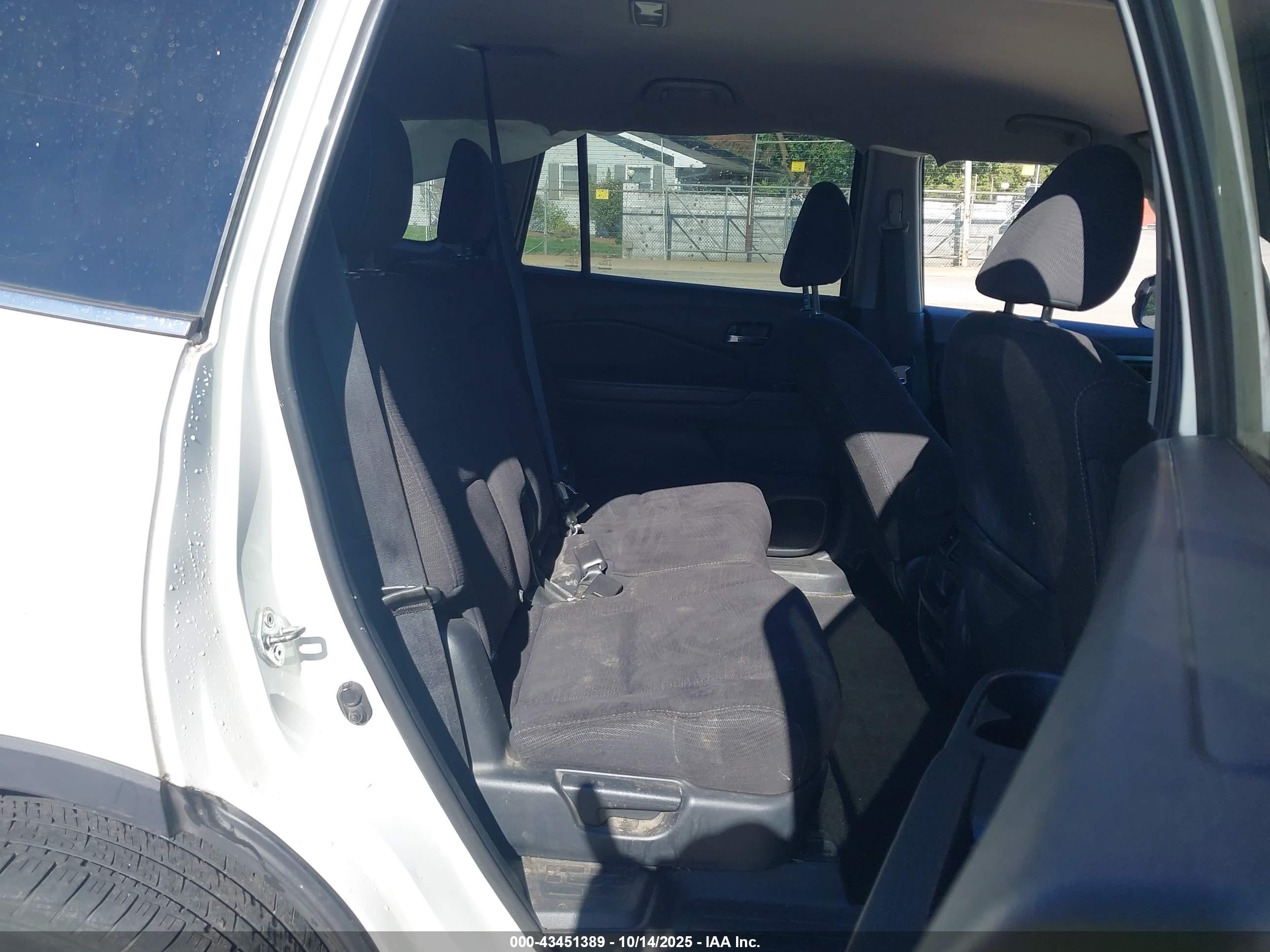 HONDA PILOT image 8