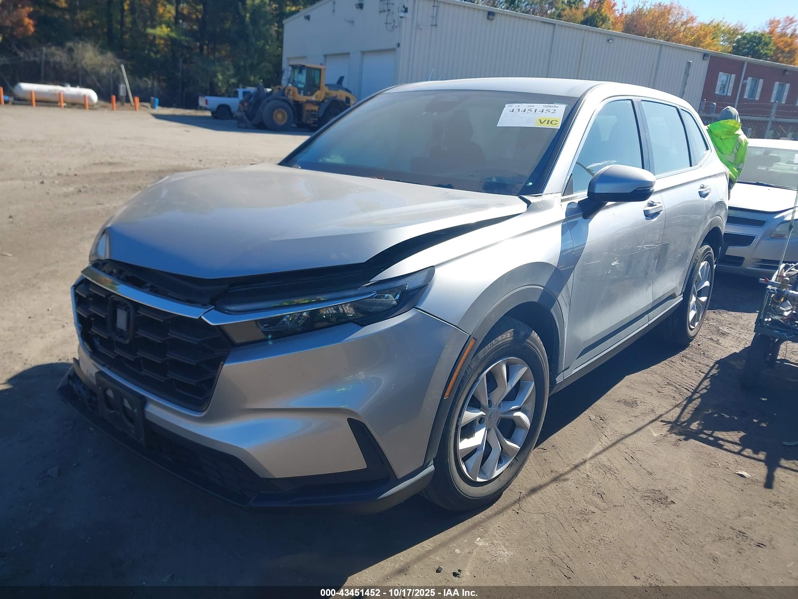 HONDA CR-V image 2