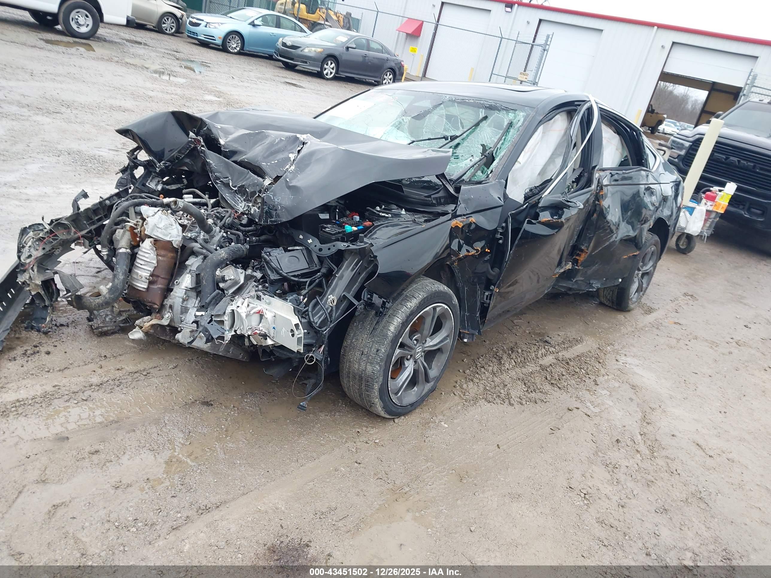 HONDA ACCORD image 2