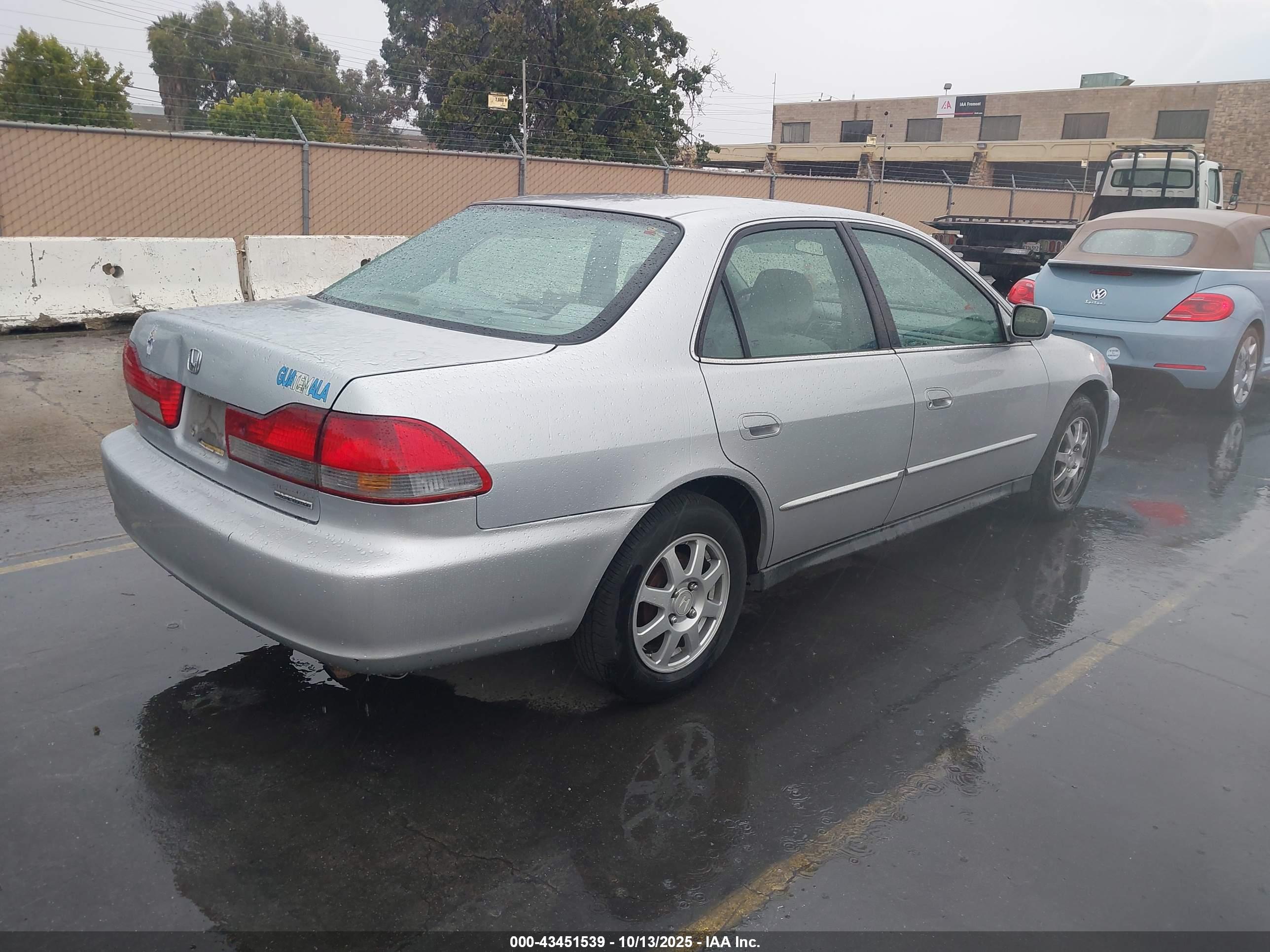HONDA ACCORD image 4