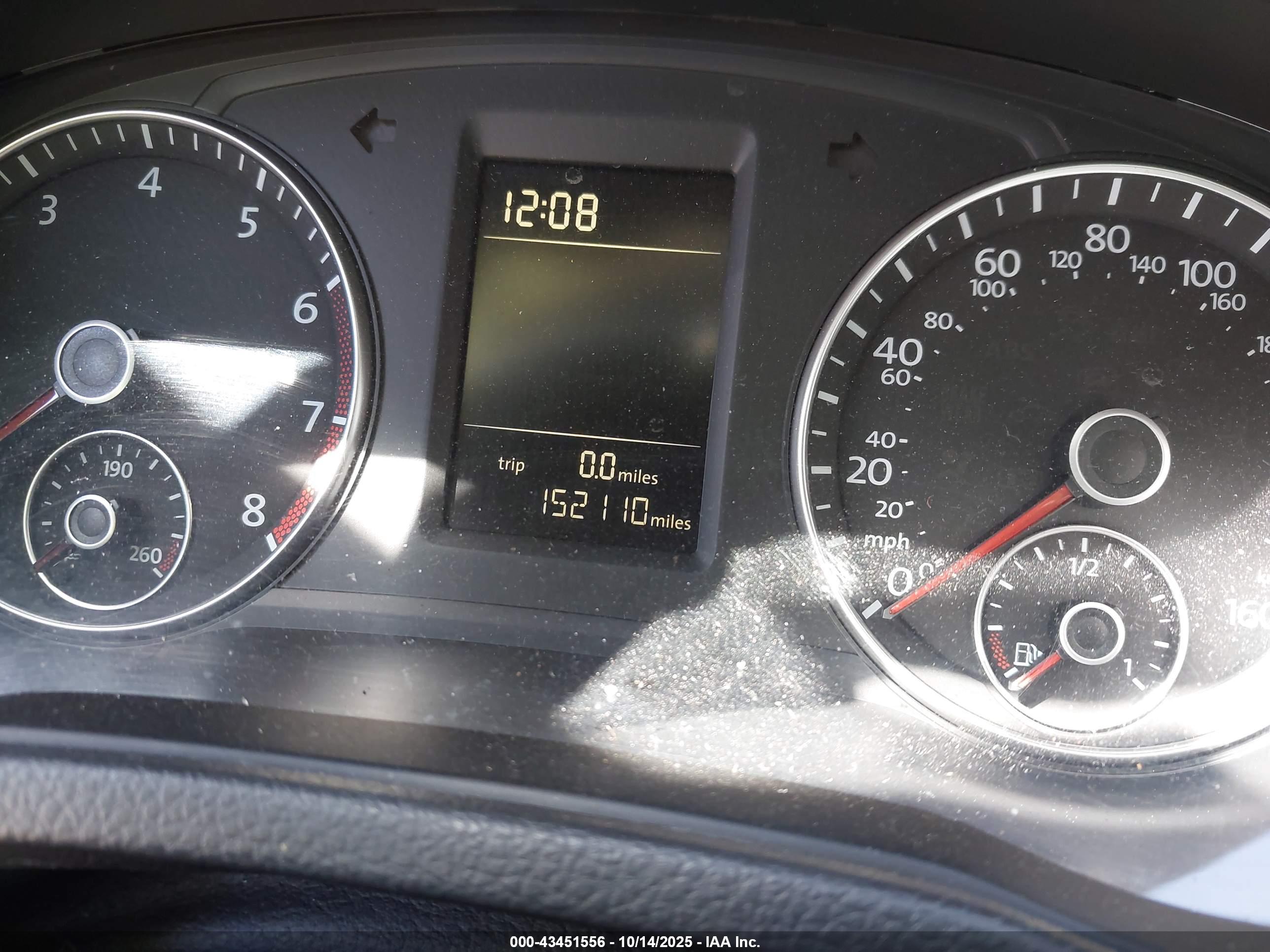 VOLKSWAGEN PASSAT image 7