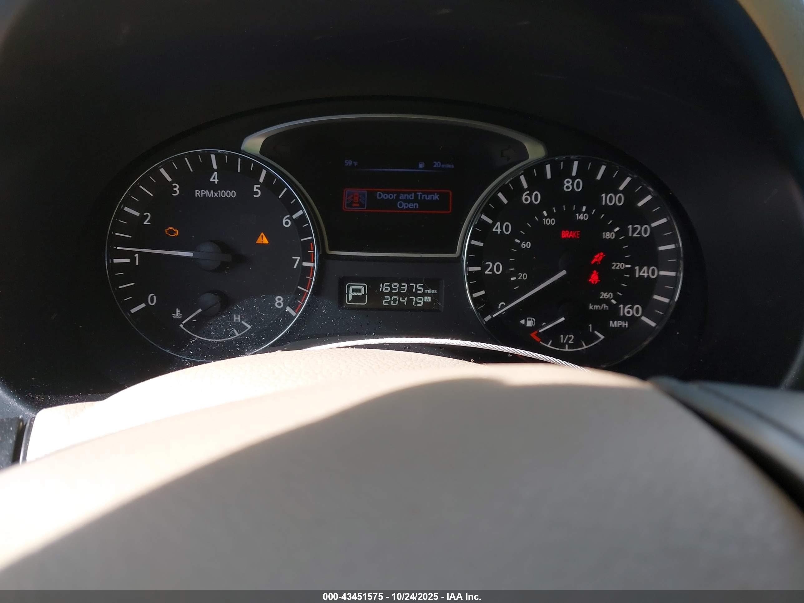 NISSAN ALTIMA image 7