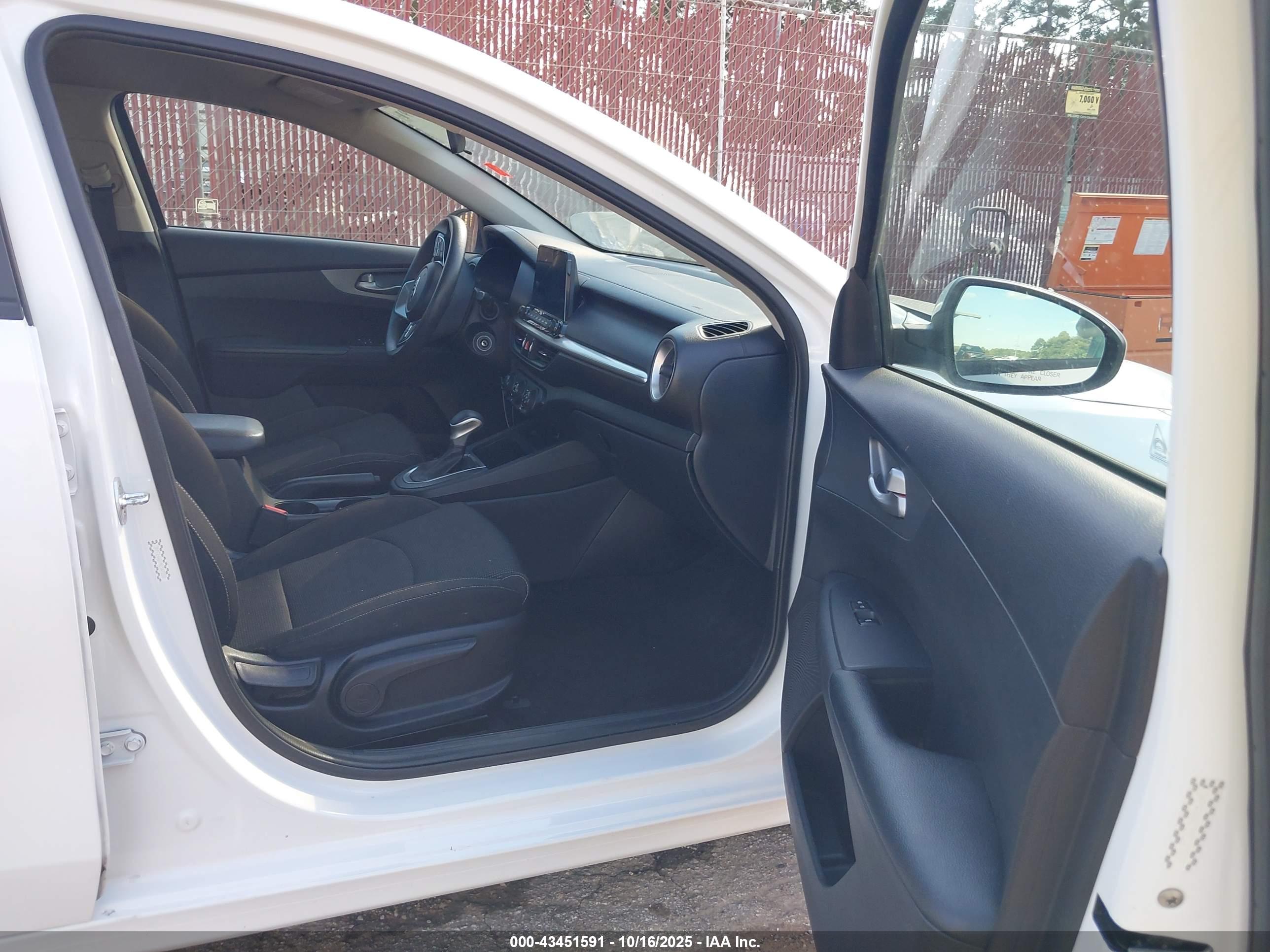 KIA FORTE image 5