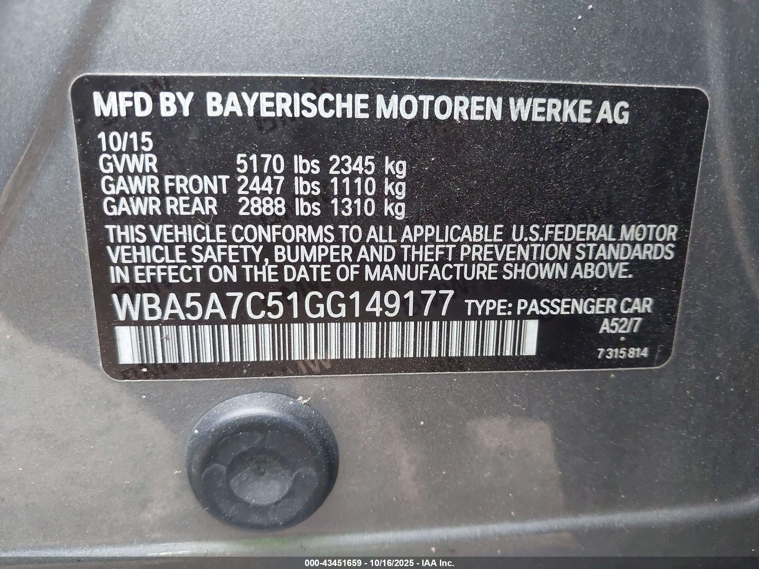 BMW 528I image 9