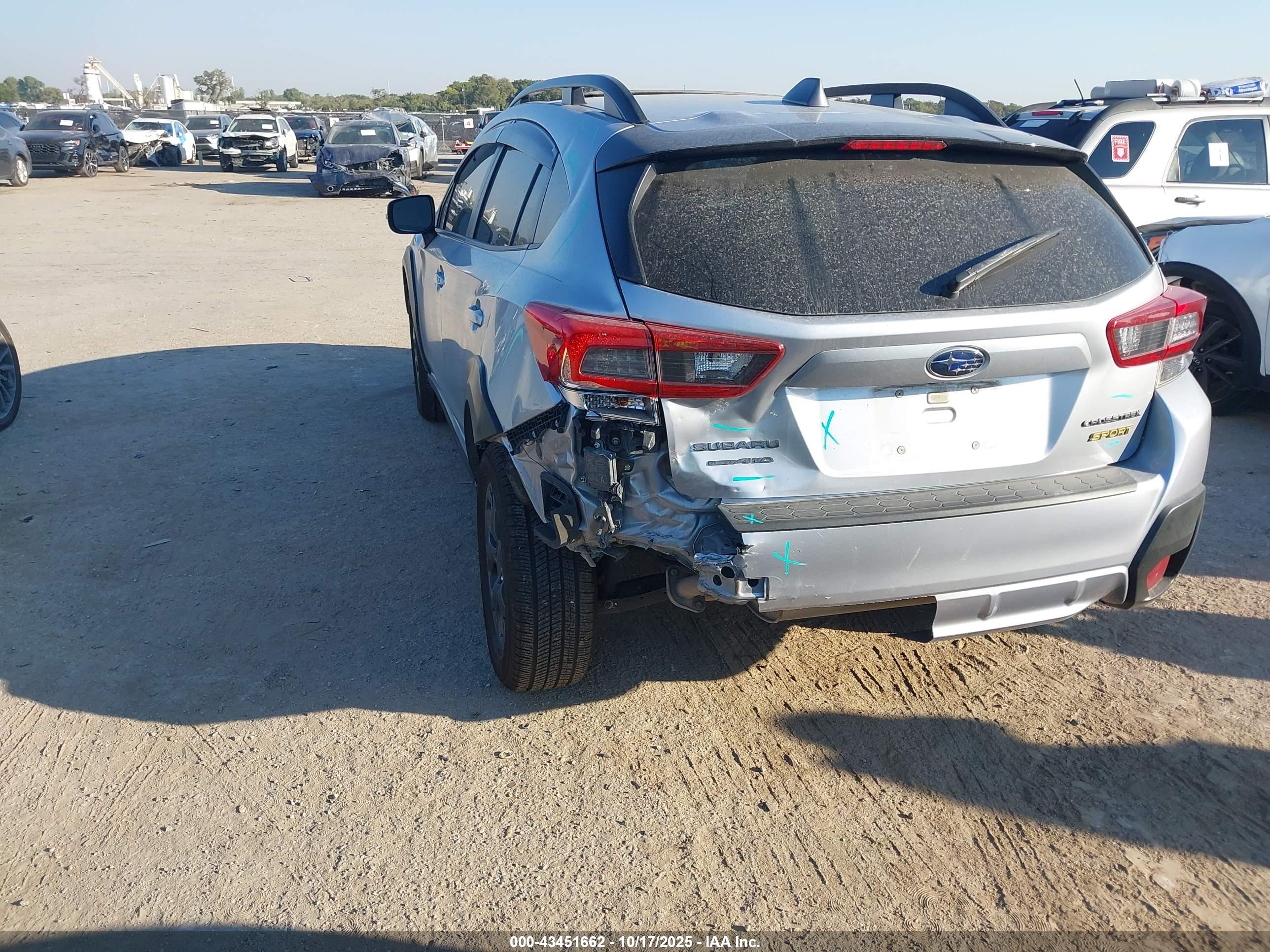 SUBARU CROSSTREK image 3
