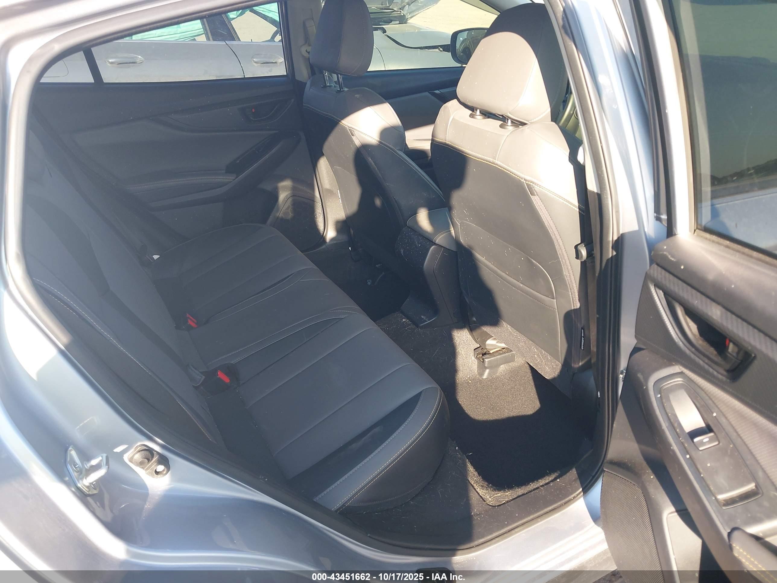 SUBARU CROSSTREK image 8