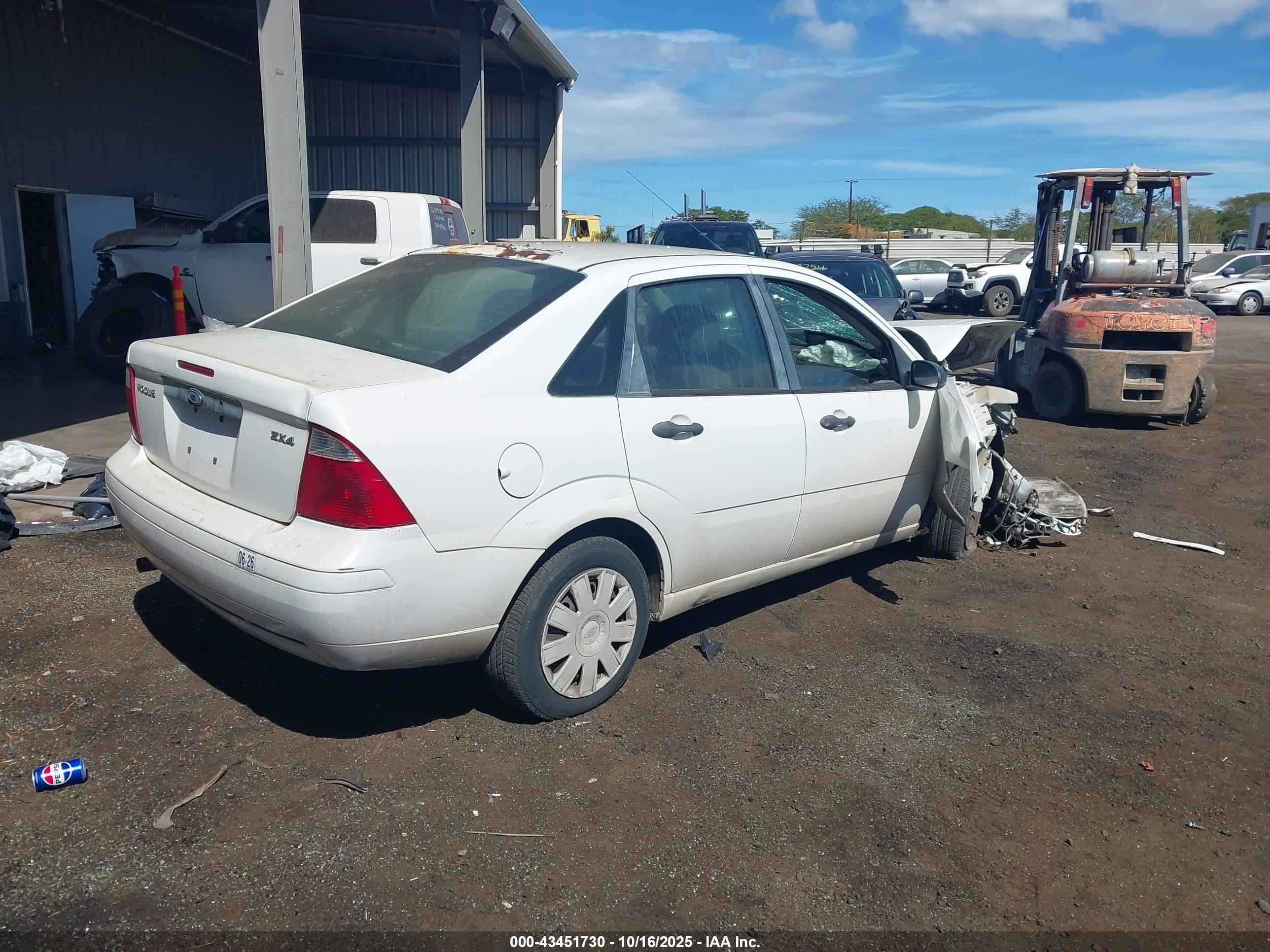 FORD FOCUS image 4