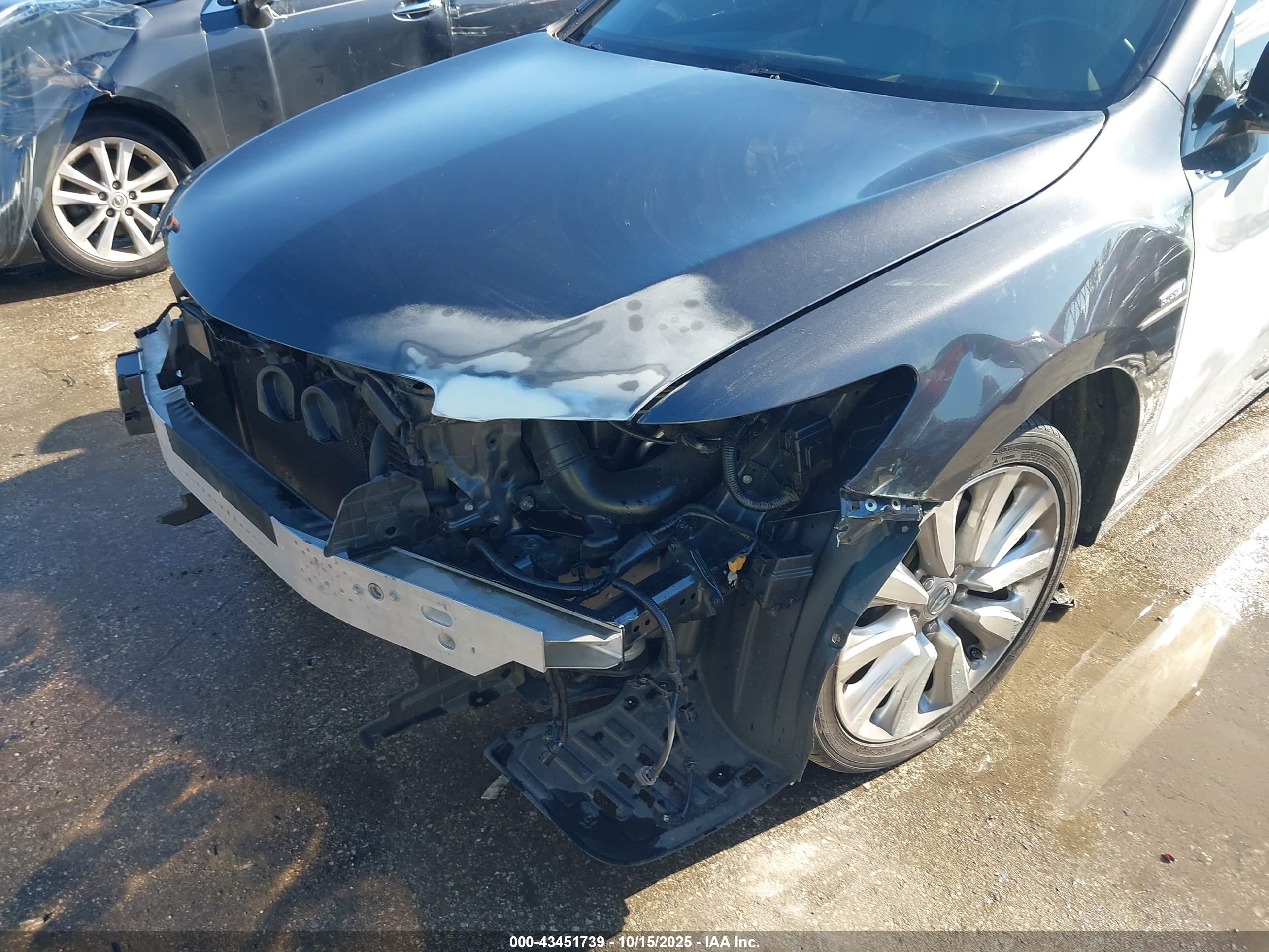 ACURA RLX image 6