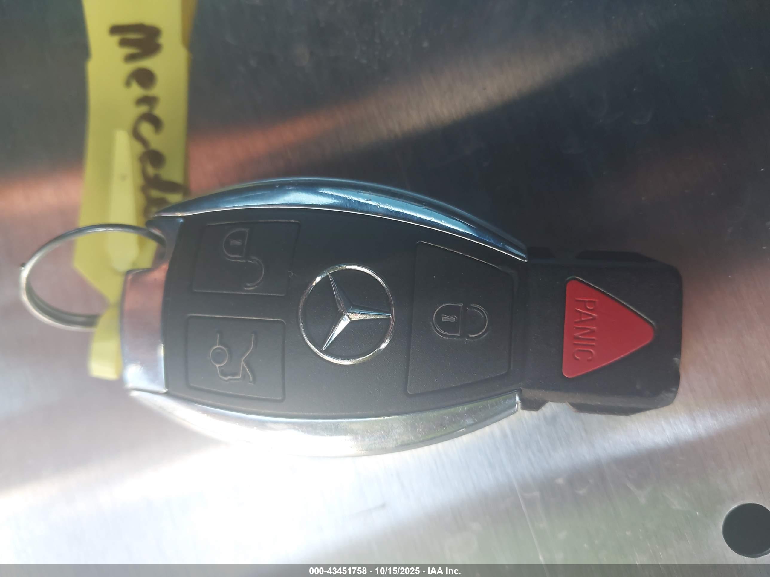 MERCEDES-BENZ GLC image 11