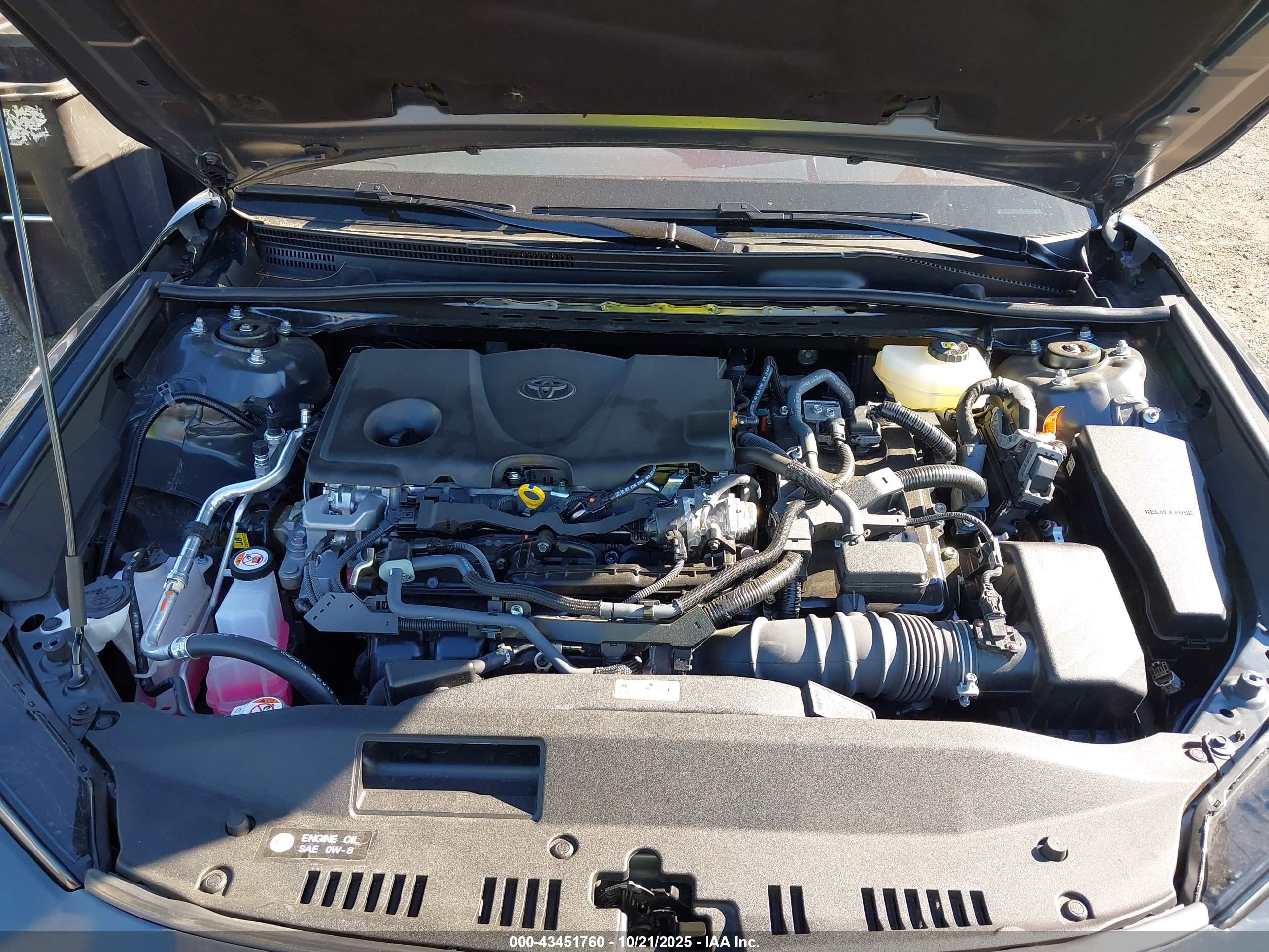 TOYOTA CAMRY image 10