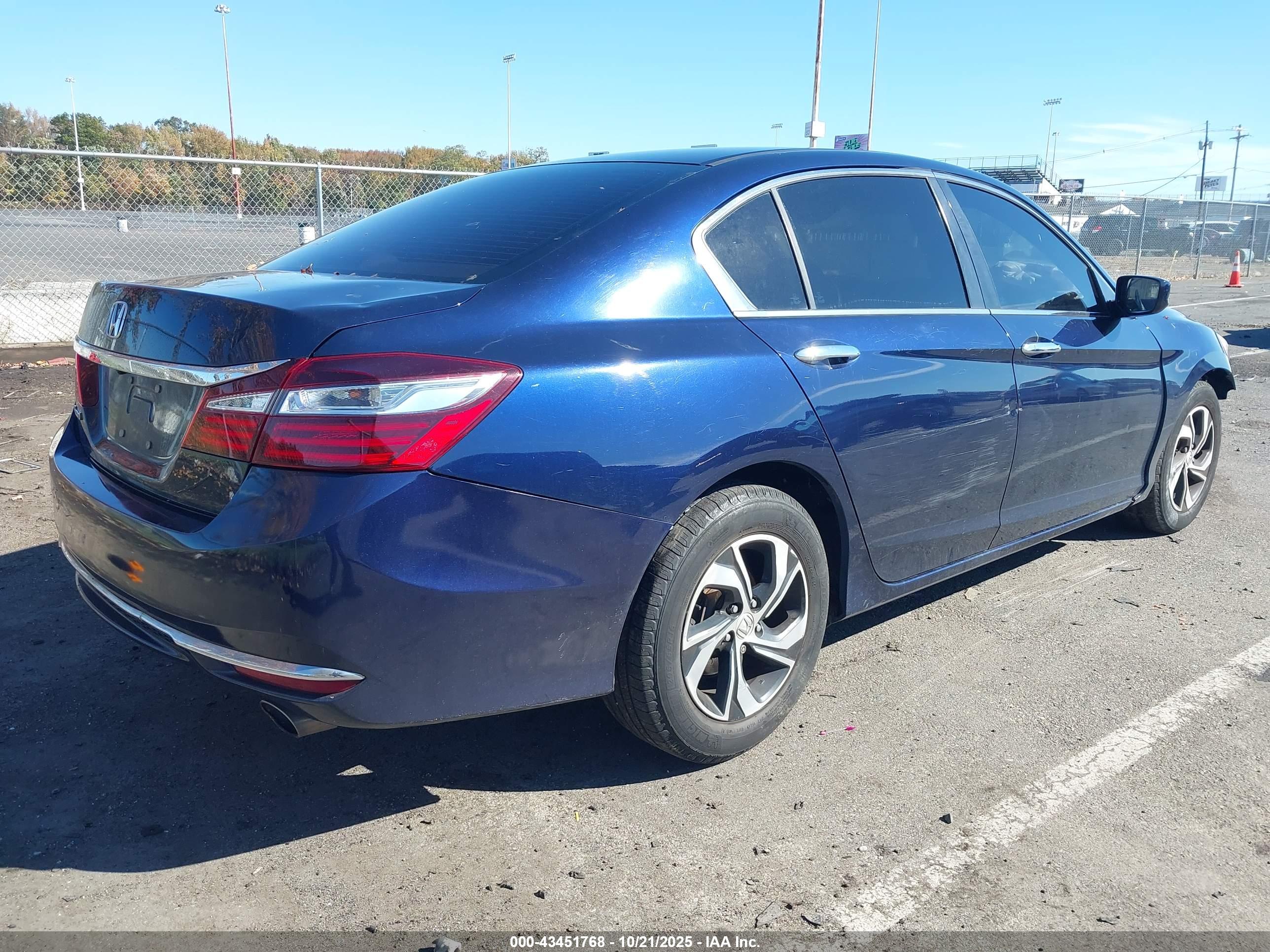 HONDA ACCORD image 4