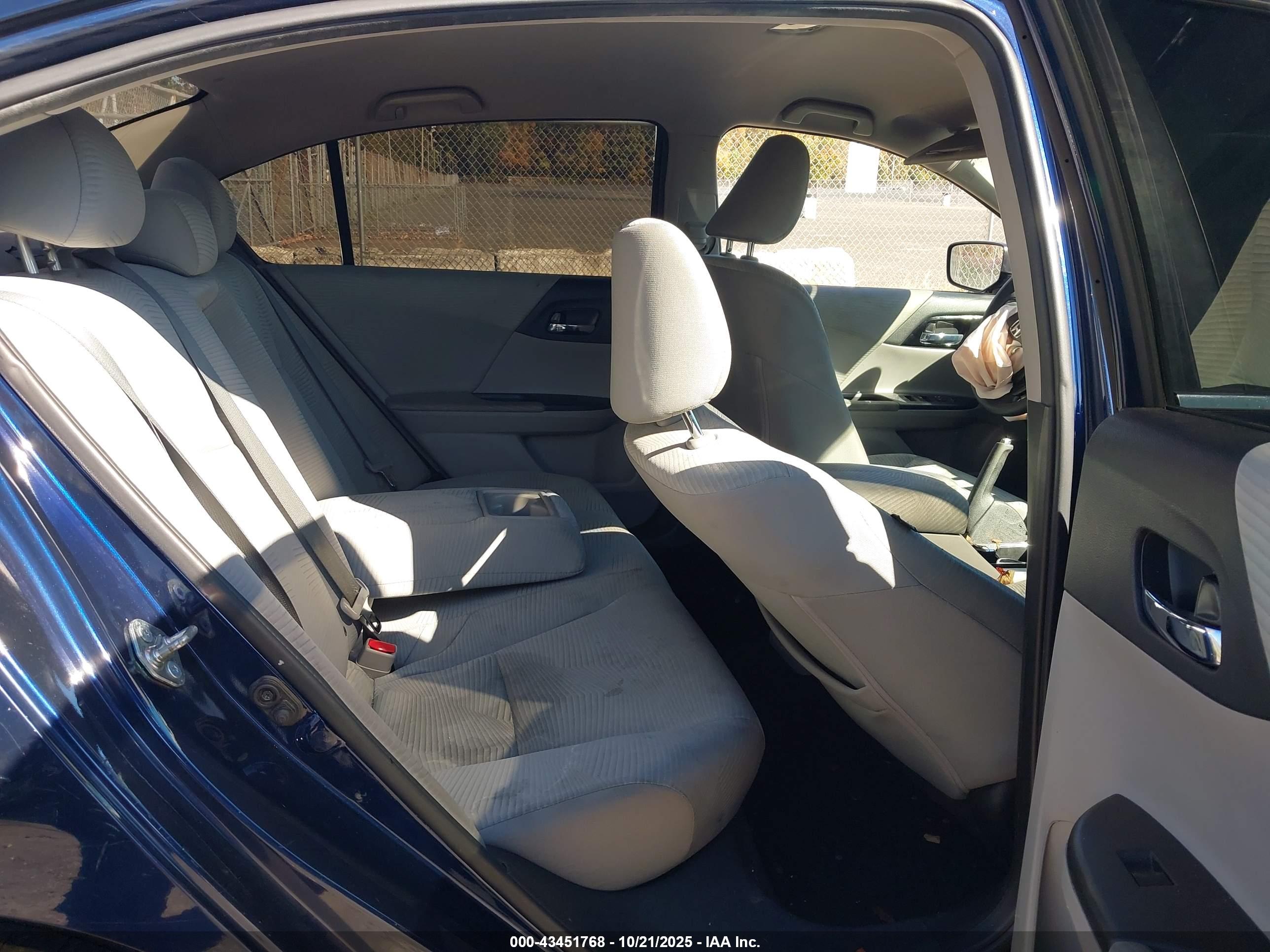 HONDA ACCORD image 8