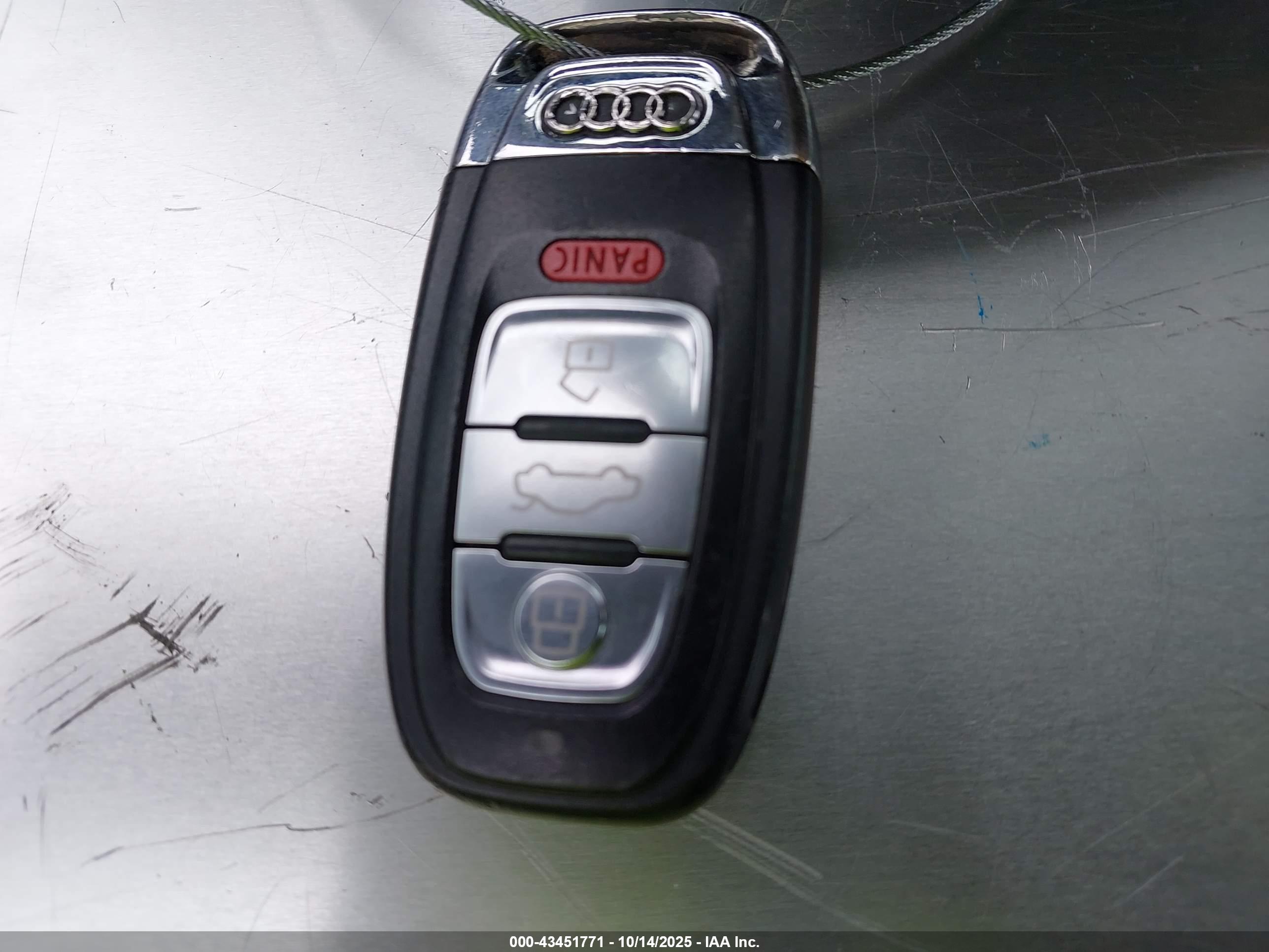 AUDI A4 image 11