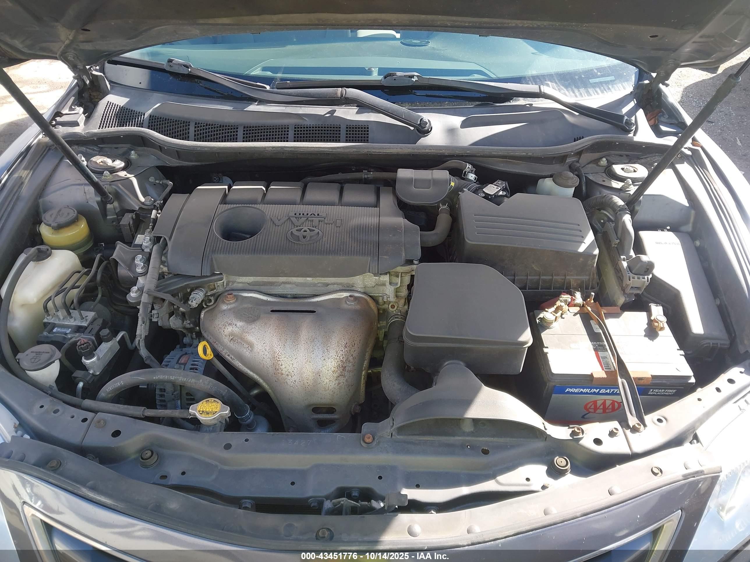 TOYOTA CAMRY image 10