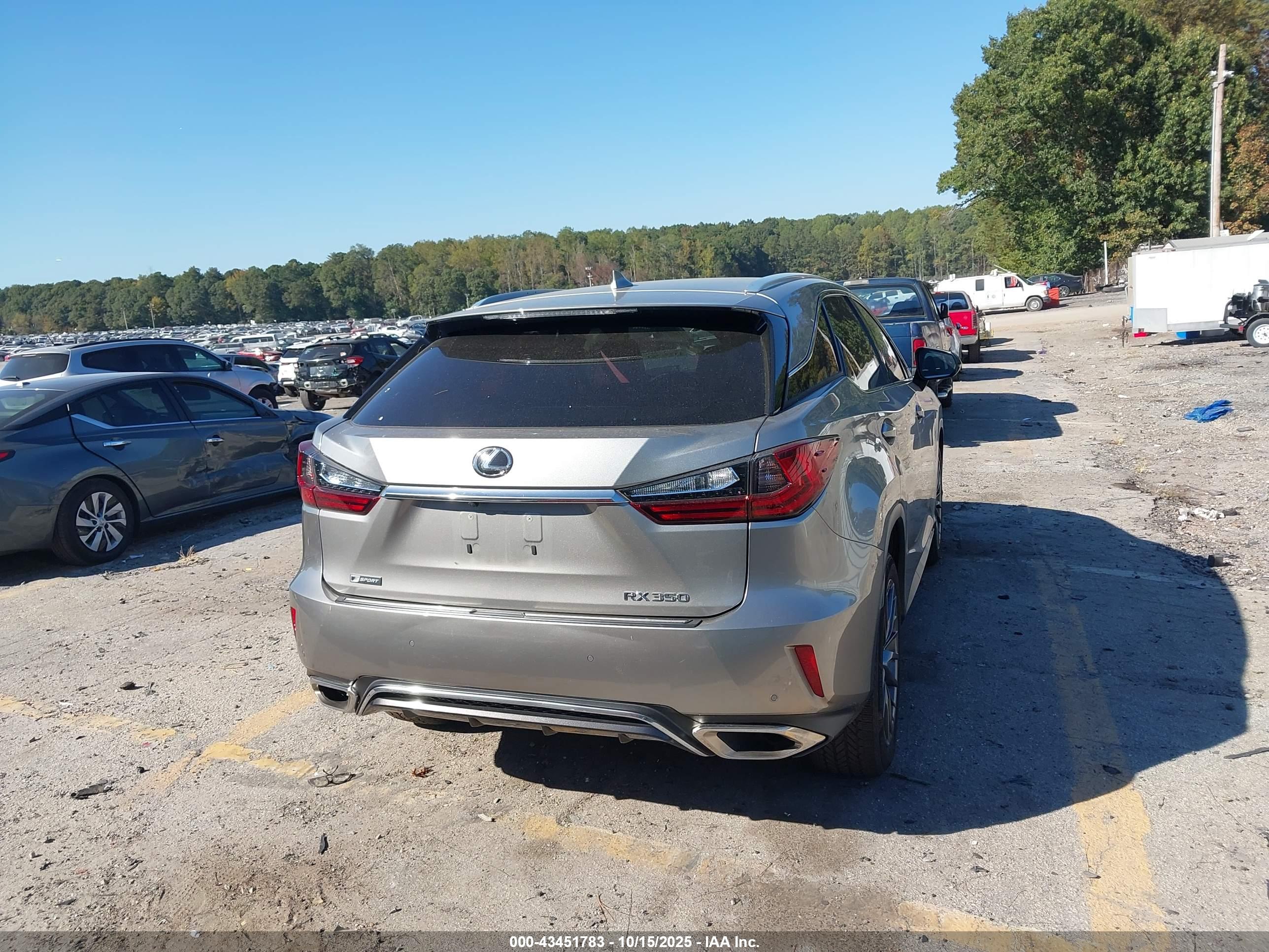 LEXUS RX image 4