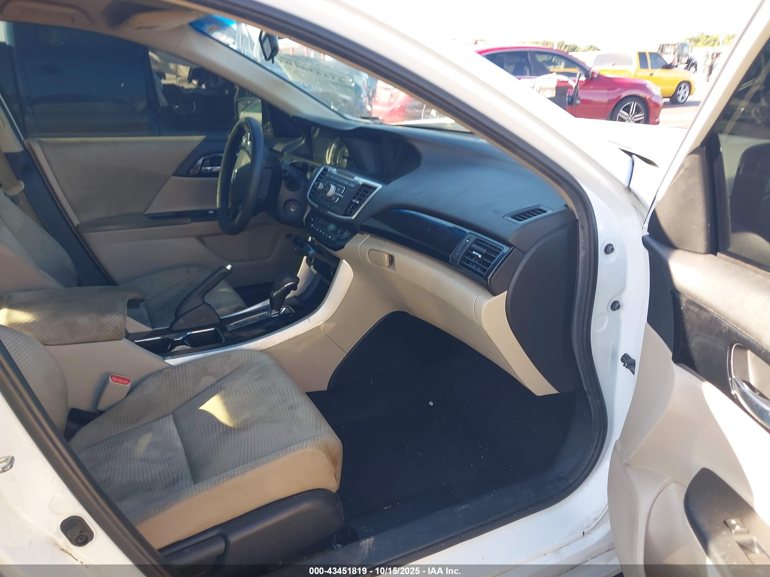 HONDA ACCORD image 5