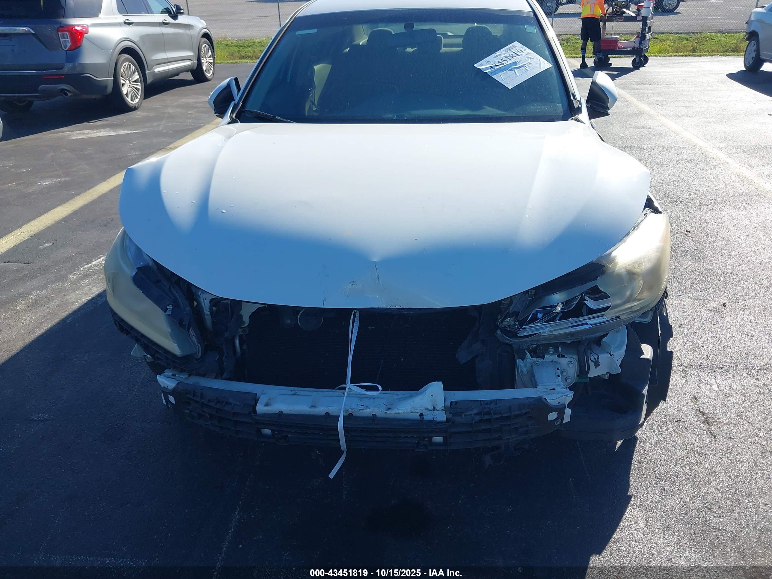 HONDA ACCORD image 6