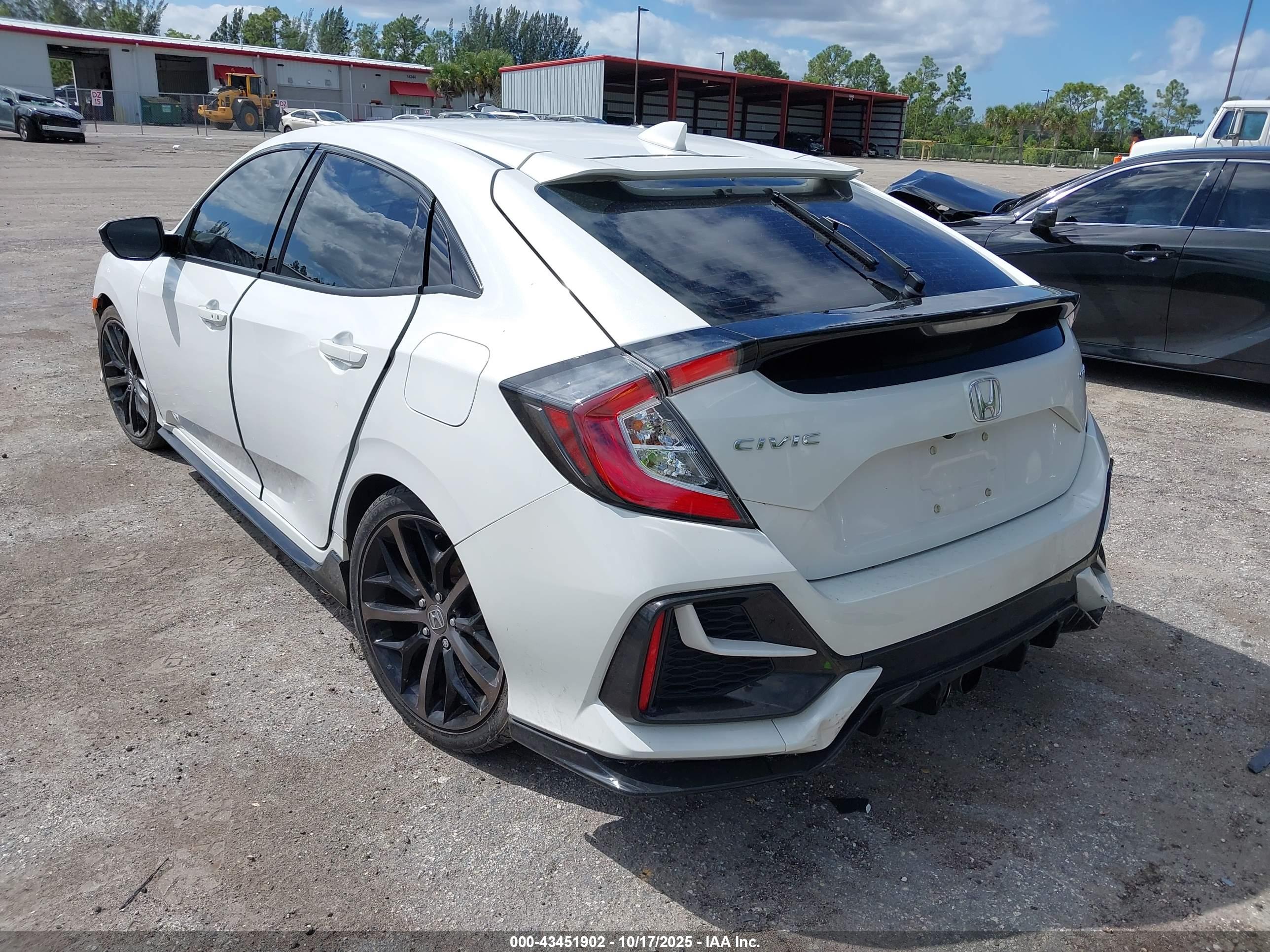 HONDA CIVIC image 3