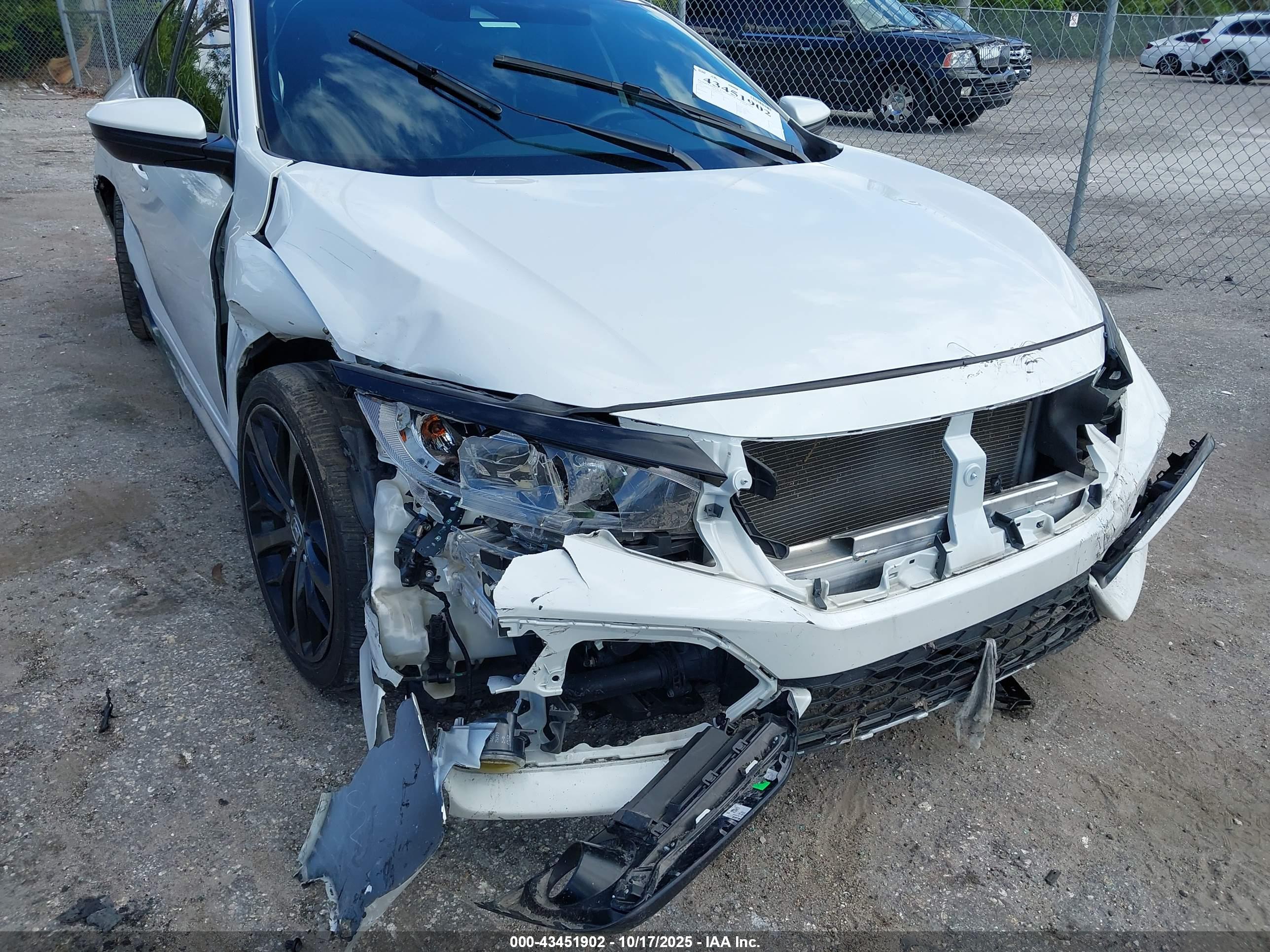 HONDA CIVIC image 6