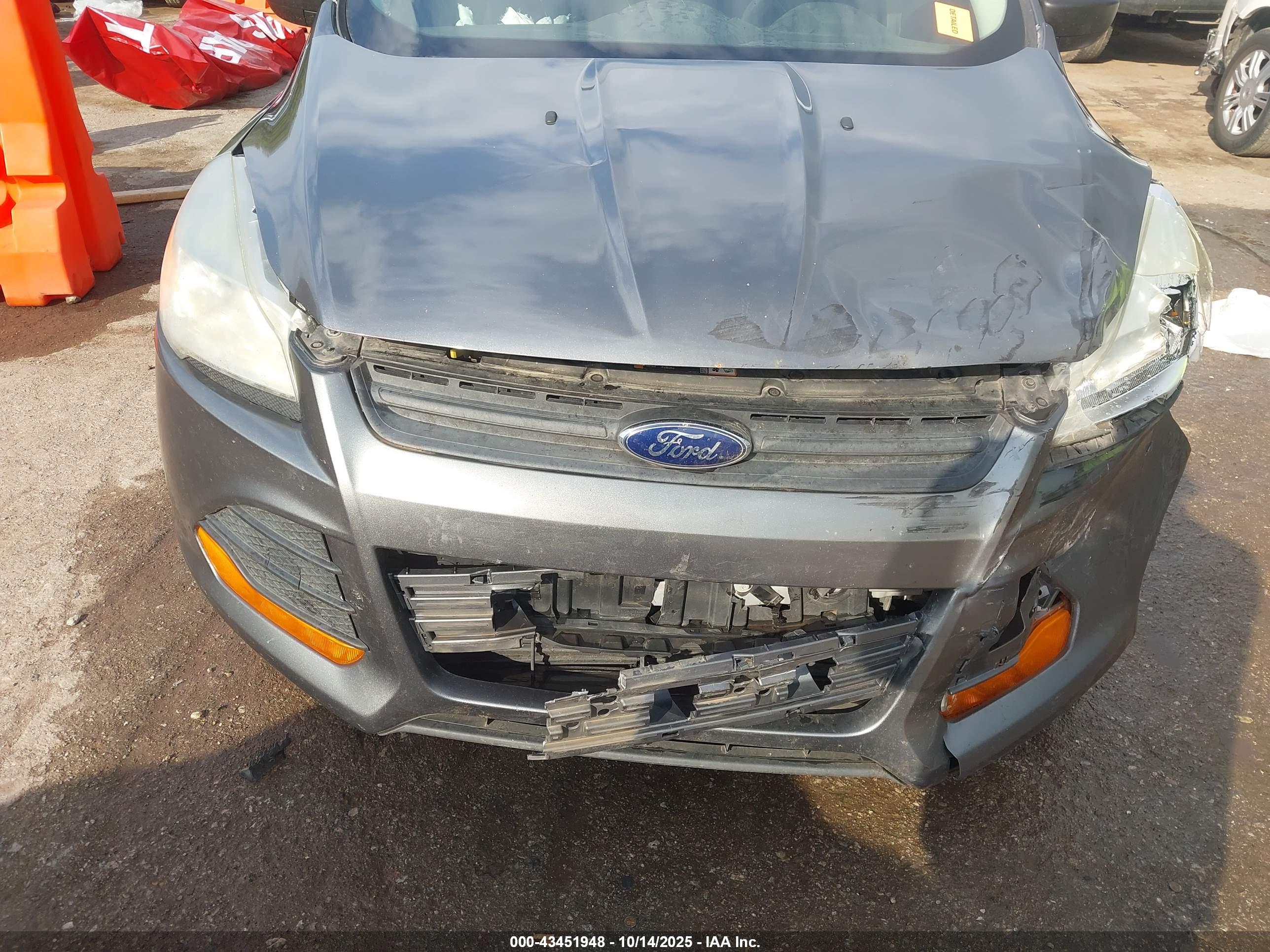 FORD ESCAPE image 6