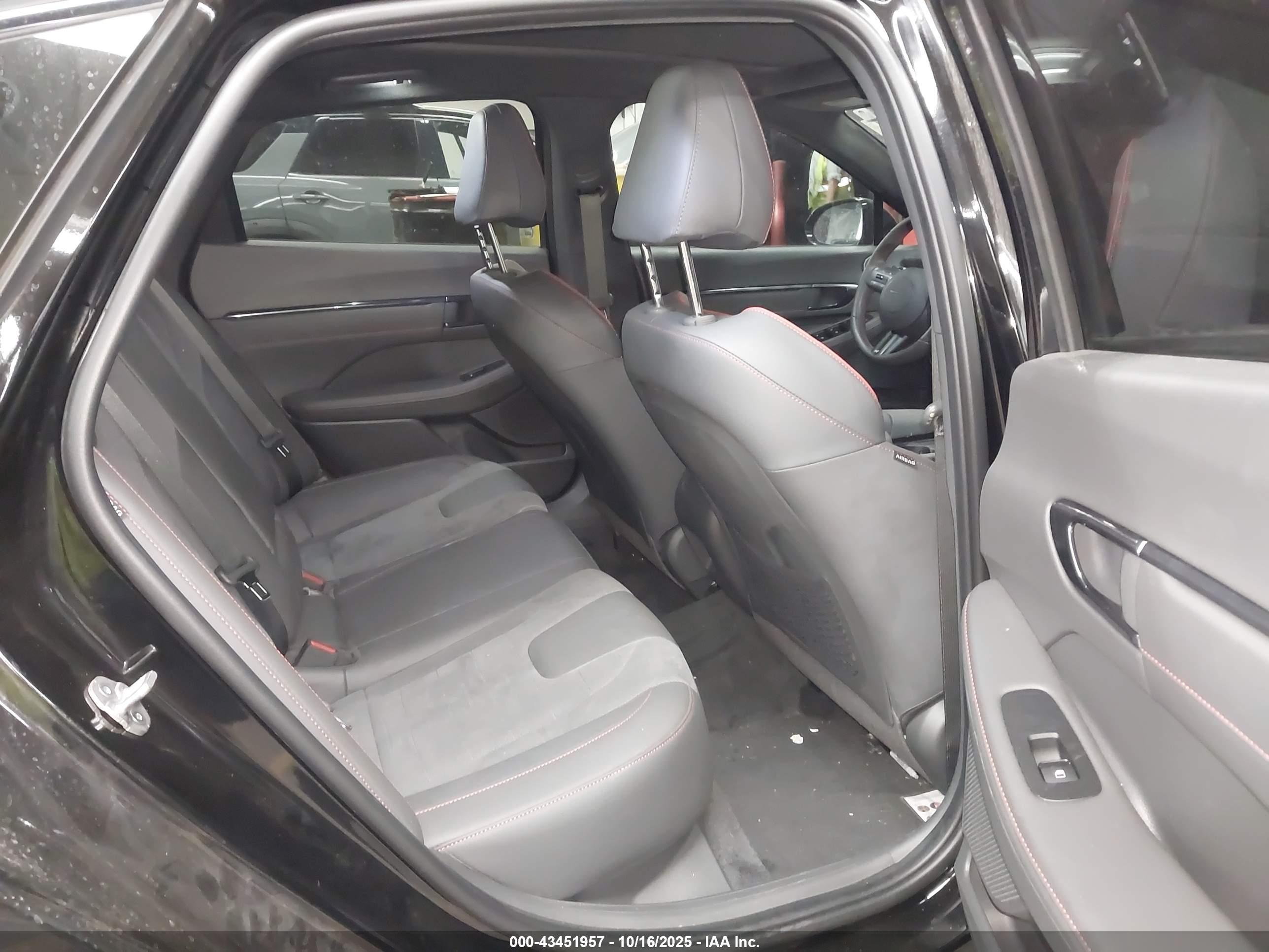 HYUNDAI SONATA image 8