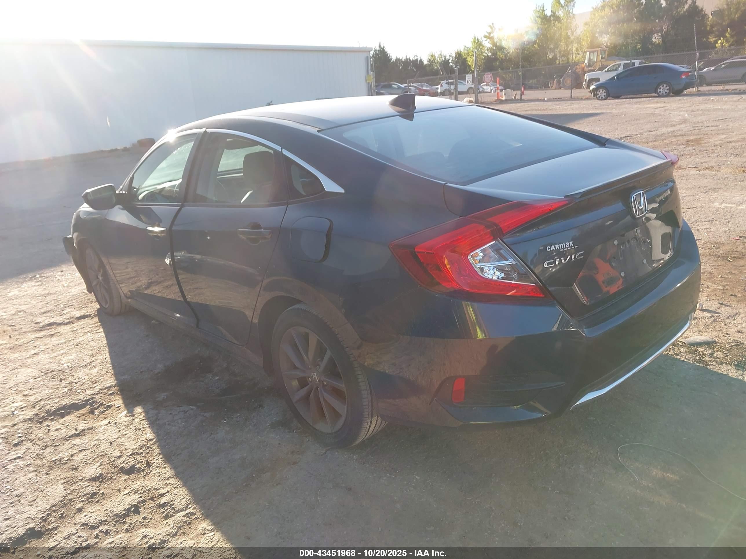 HONDA CIVIC image 3
