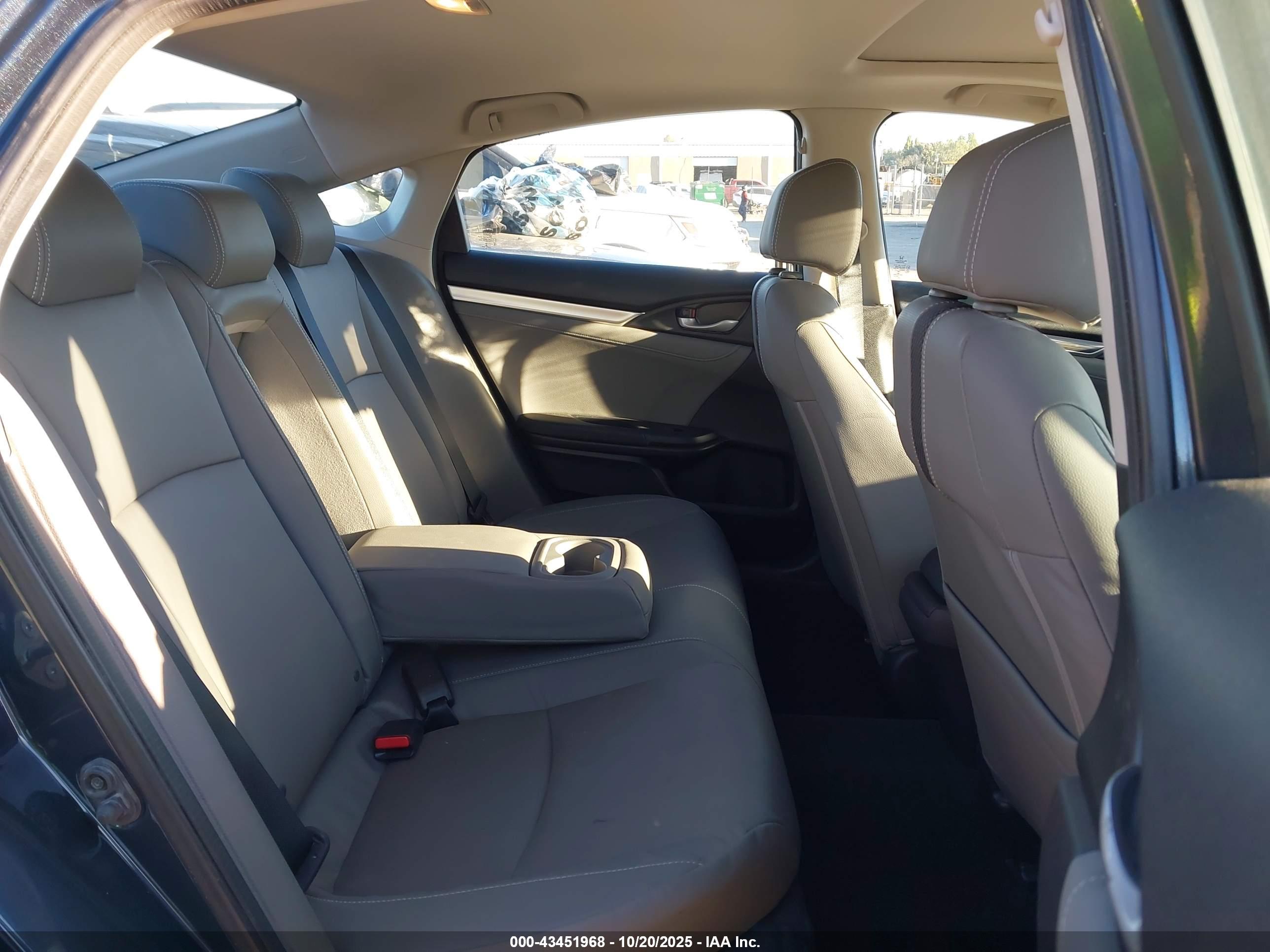 HONDA CIVIC image 8