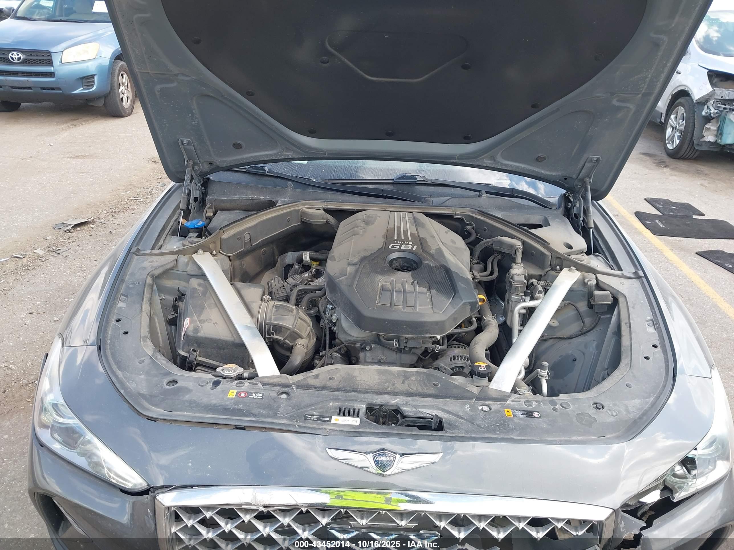 GENESIS G70 image 10