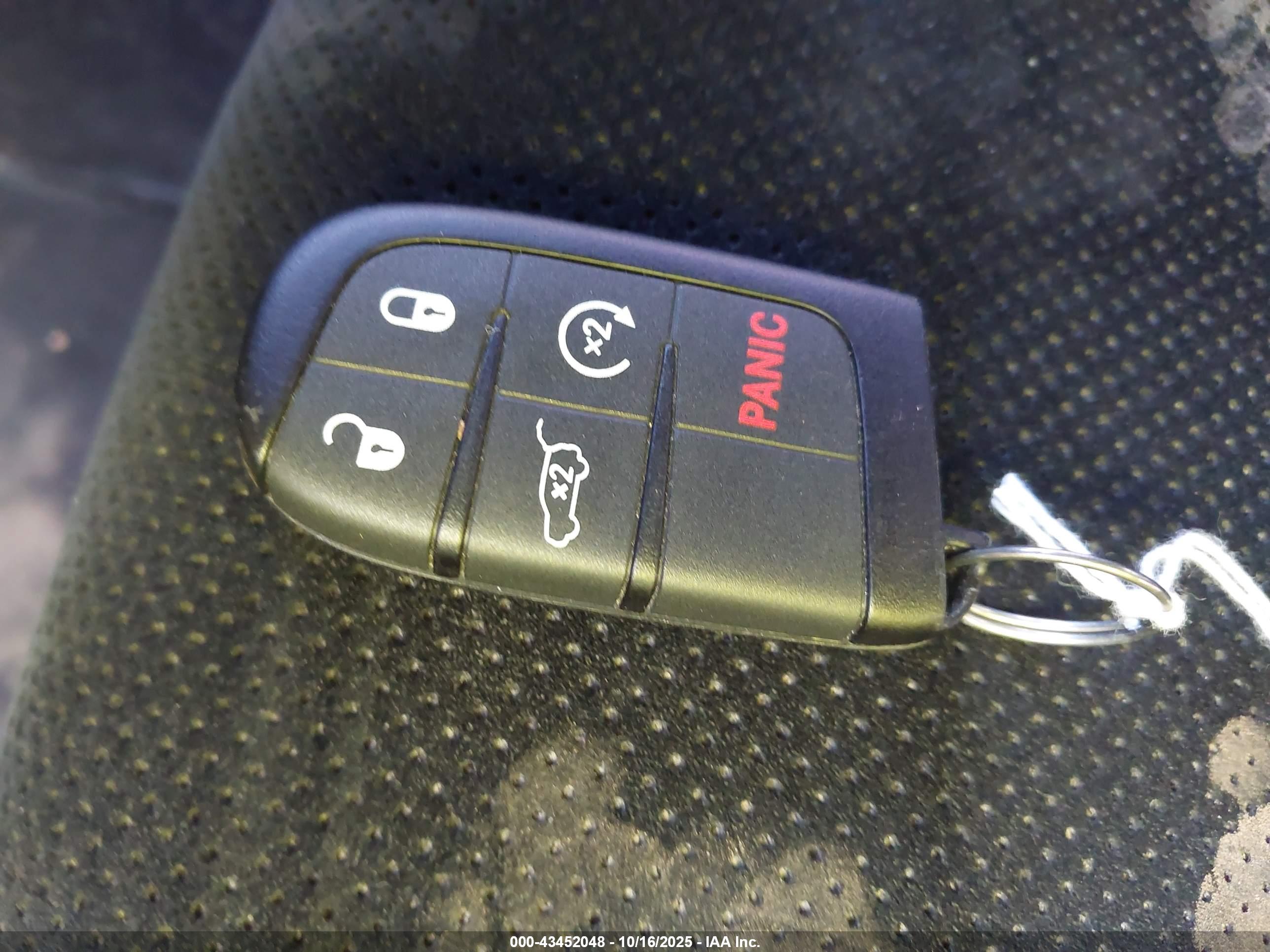 JEEP GRAND image 11