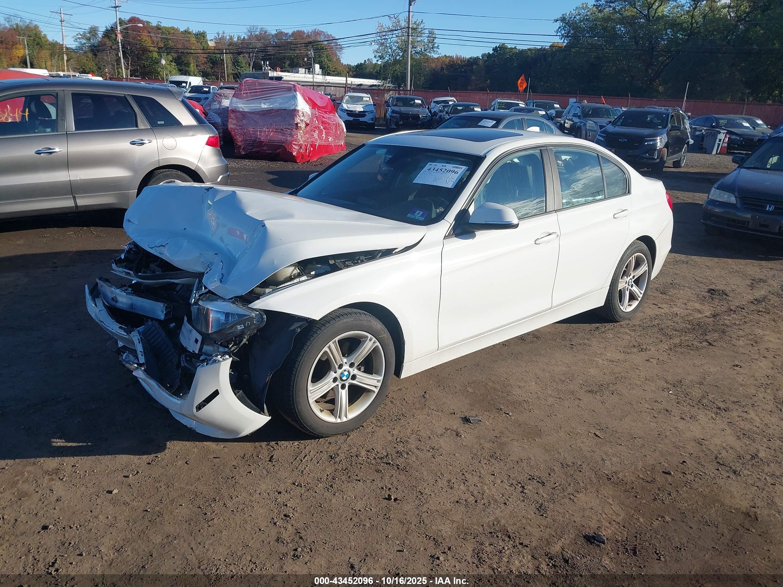 BMW 320I image 2