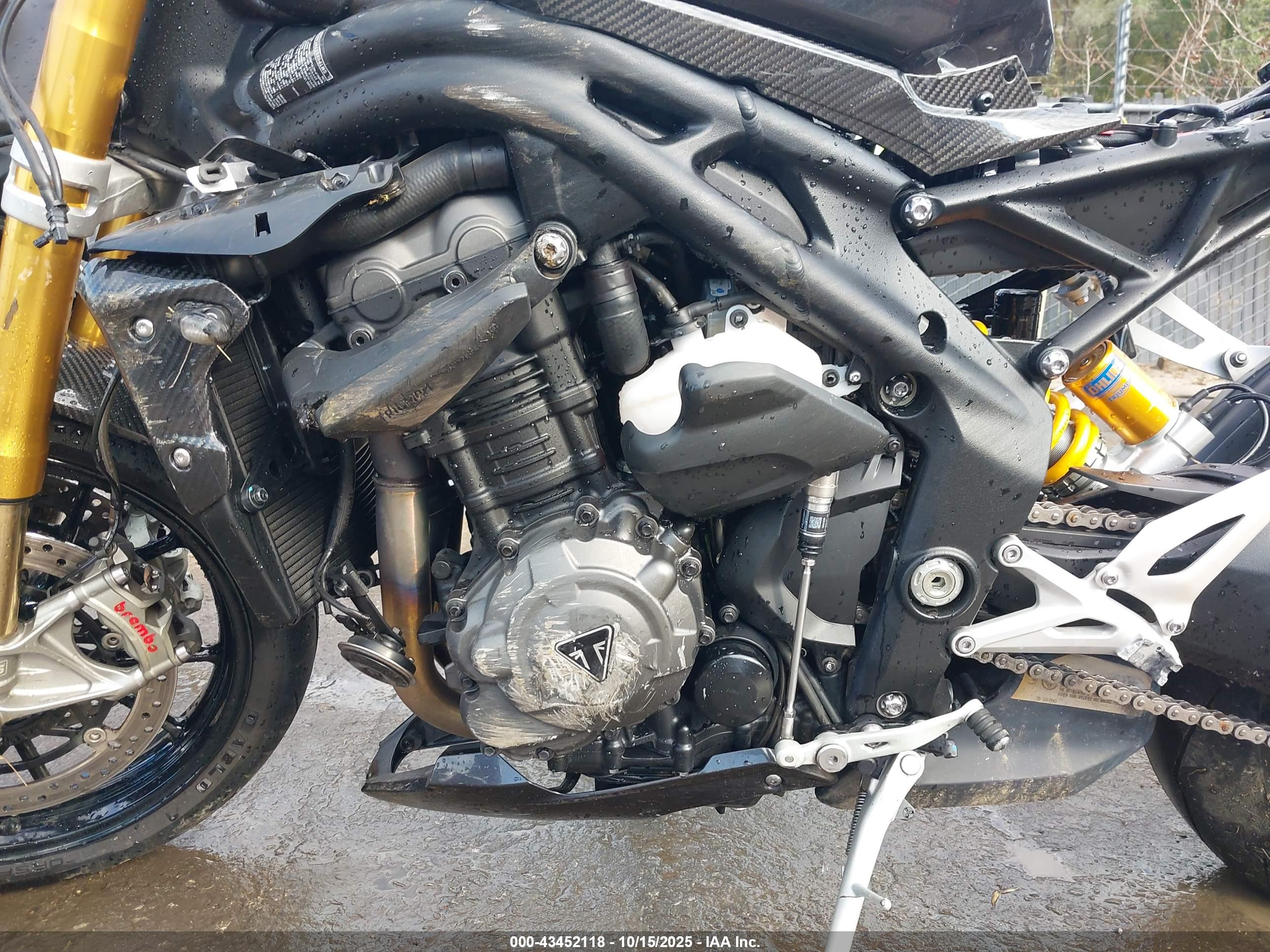 TRIUMPH MOTORCYCLE image 9