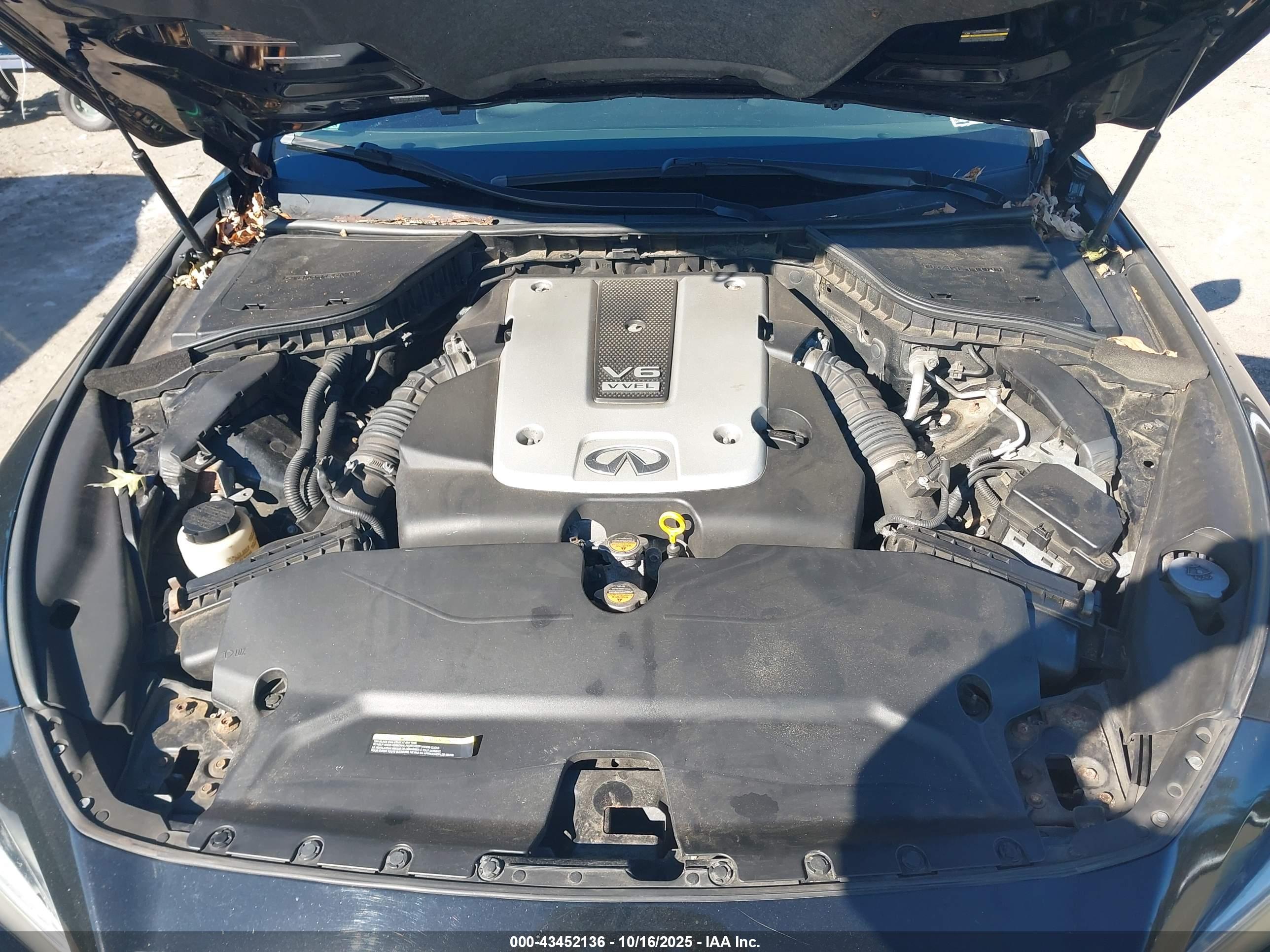 INFINITI Q50 image 10