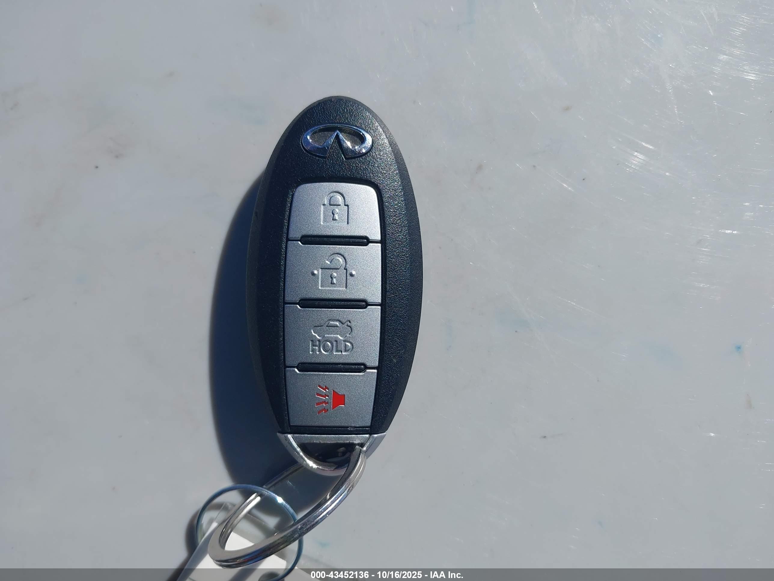 INFINITI Q50 image 11