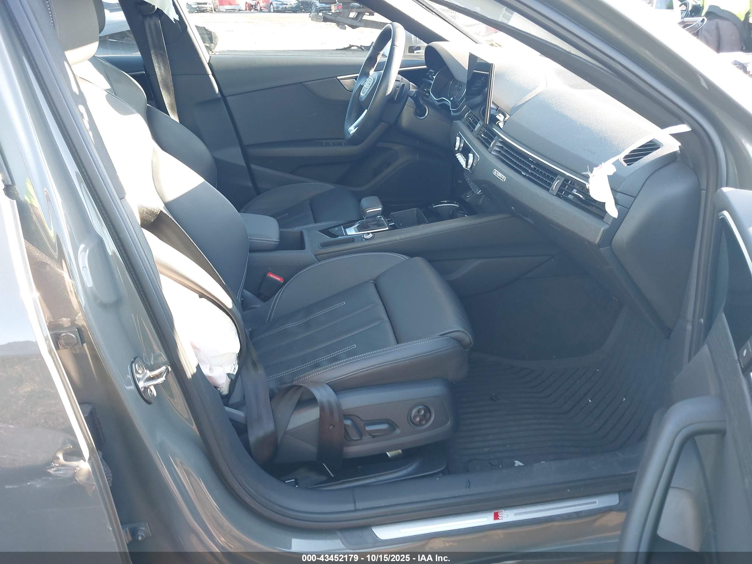 AUDI A4 image 5