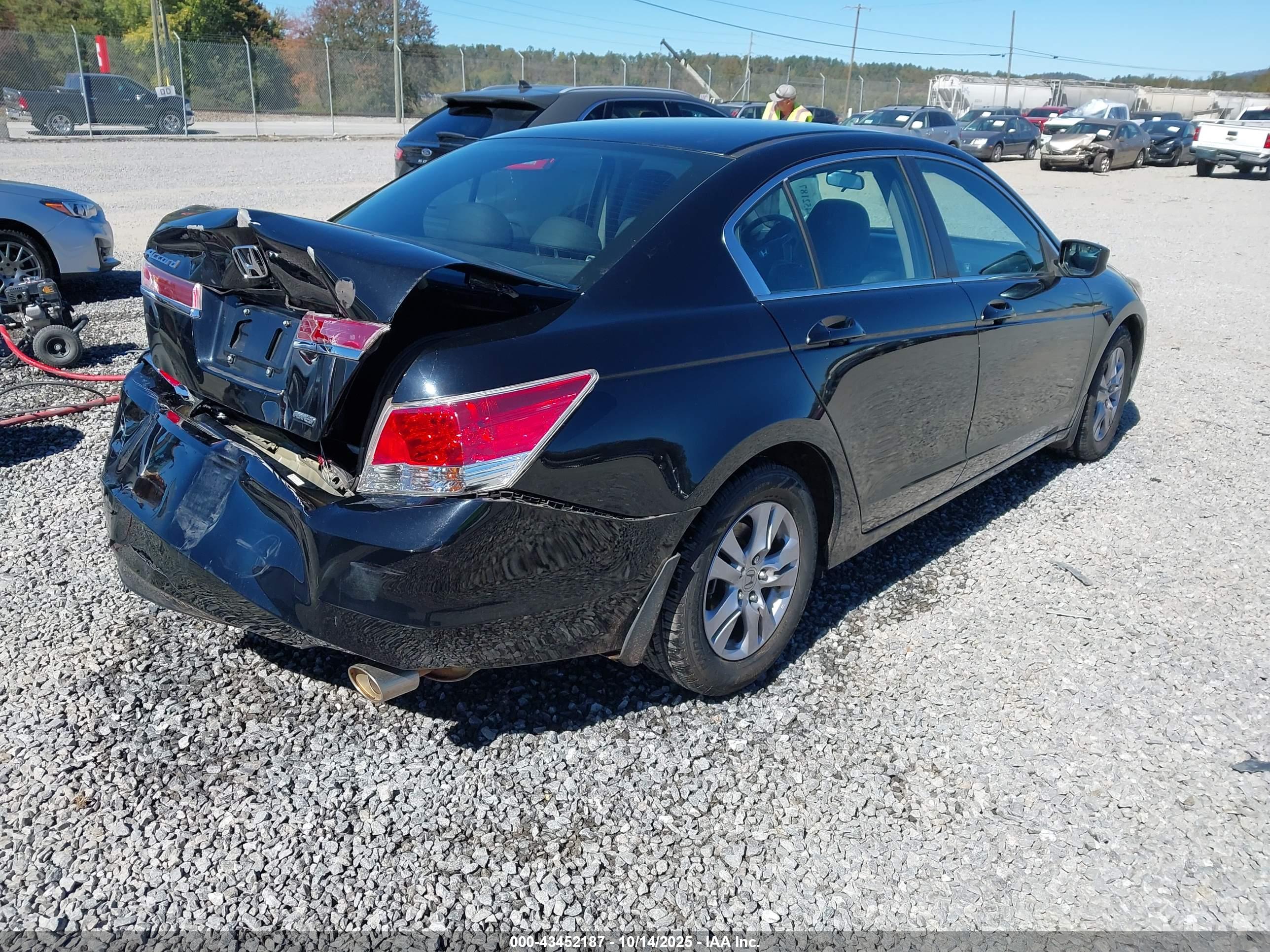 HONDA ACCORD image 4