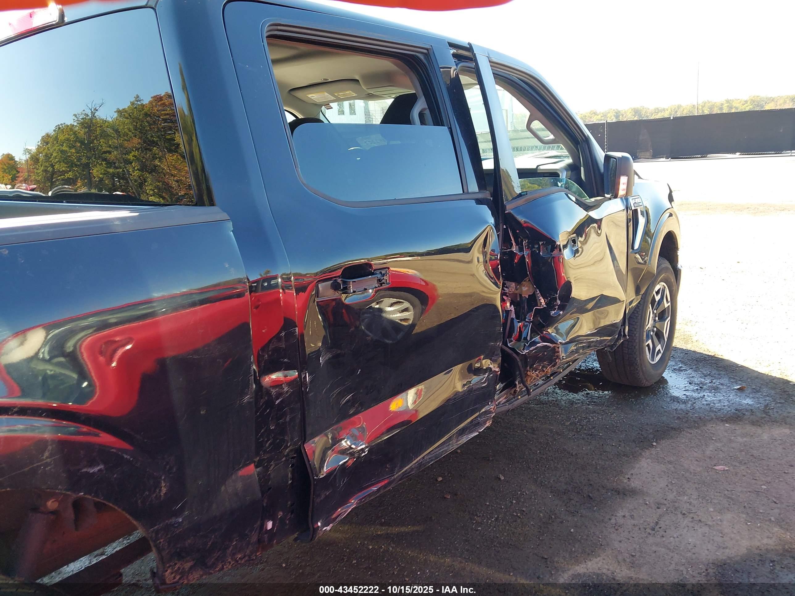 FORD F-150 image 6