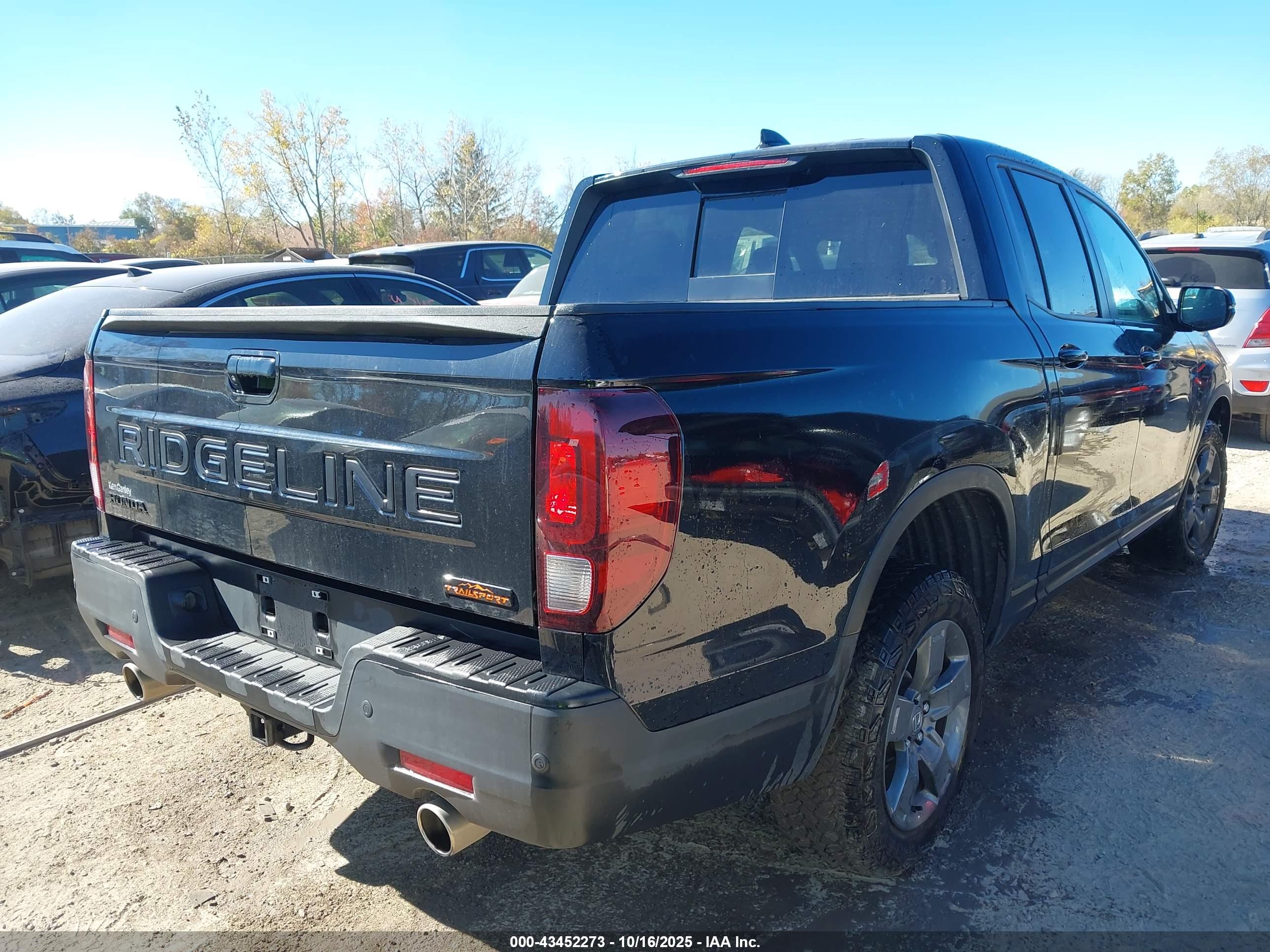 HONDA RIDGELINE image 4