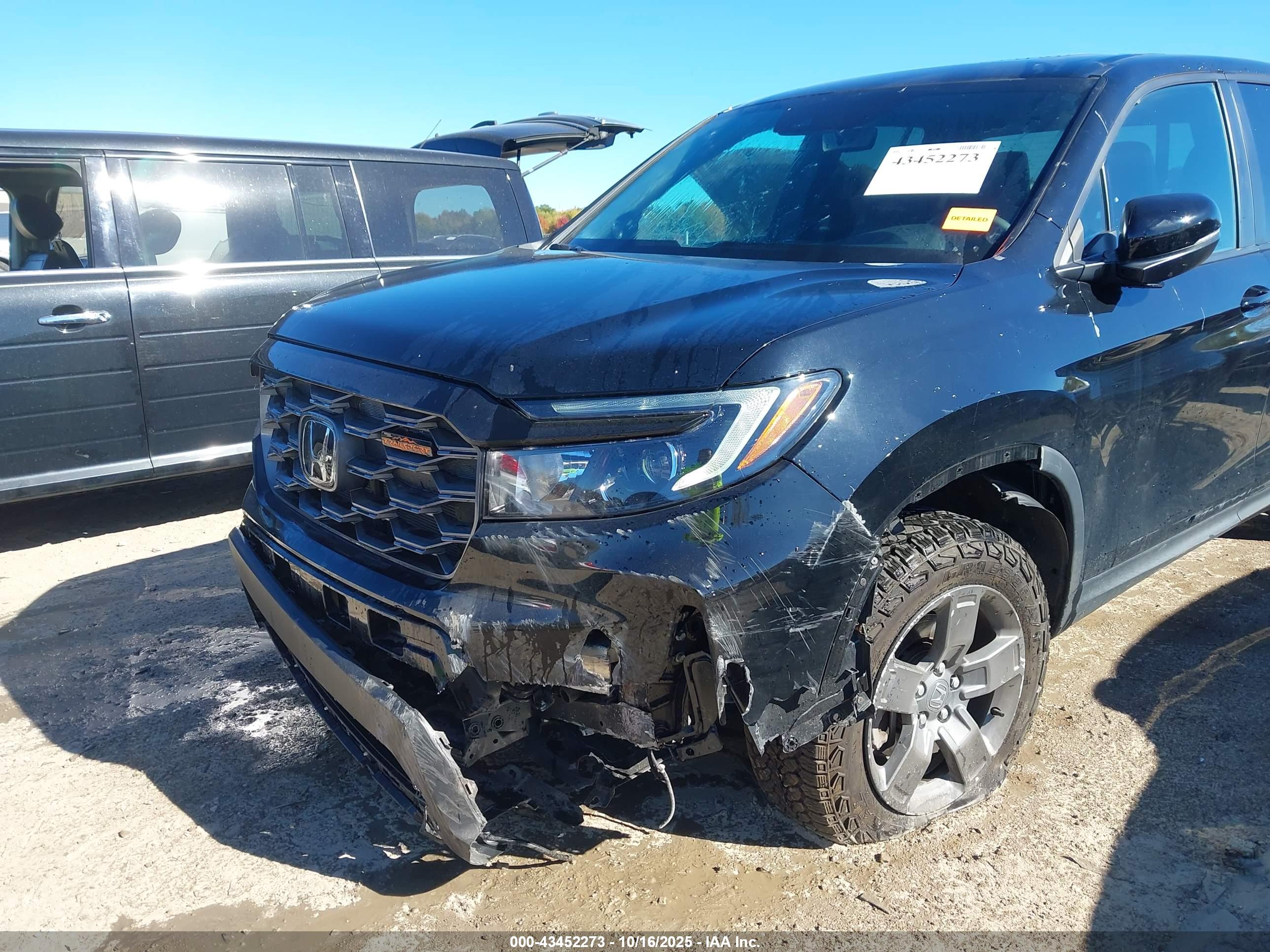 HONDA RIDGELINE image 6