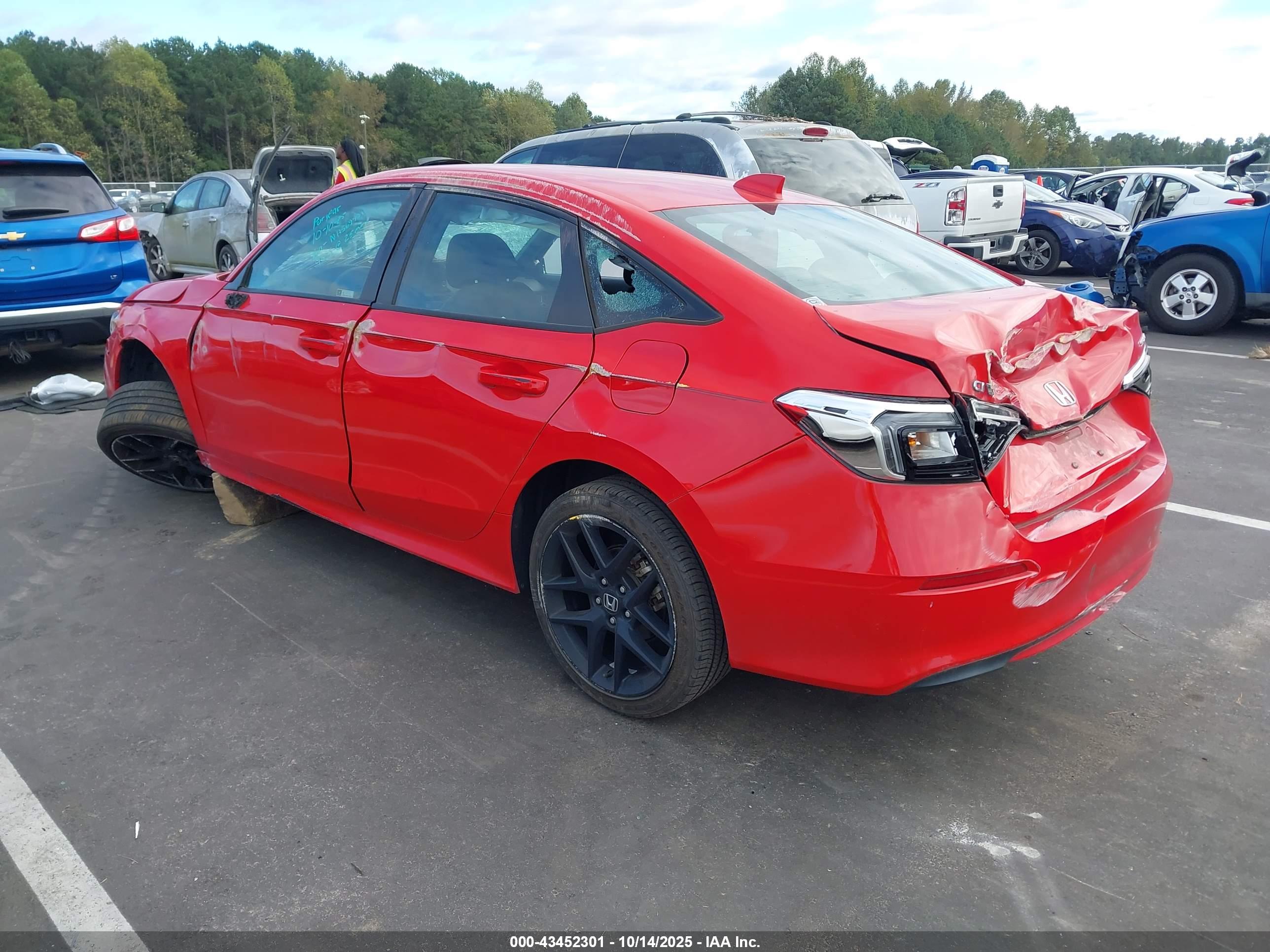 HONDA CIVIC image 3