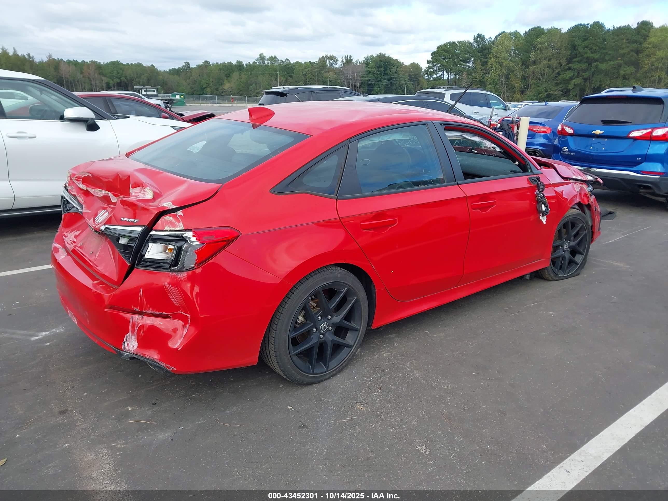 HONDA CIVIC image 4