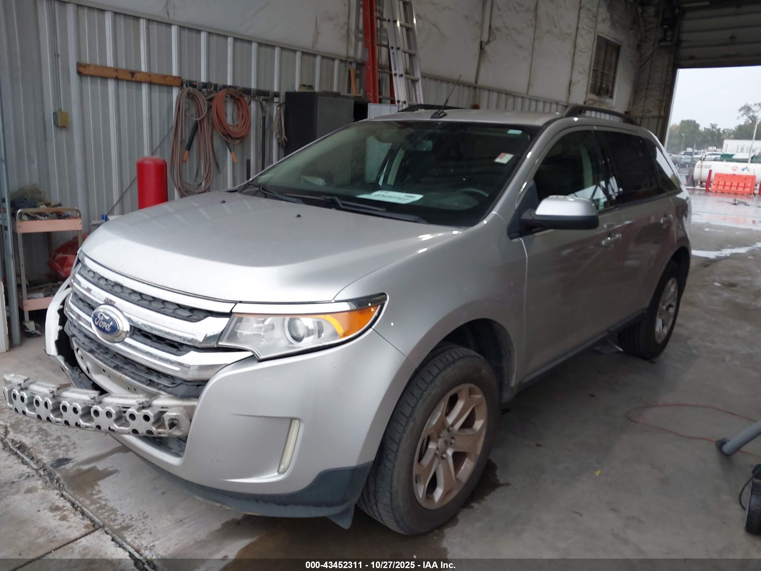 FORD EDGE image 2