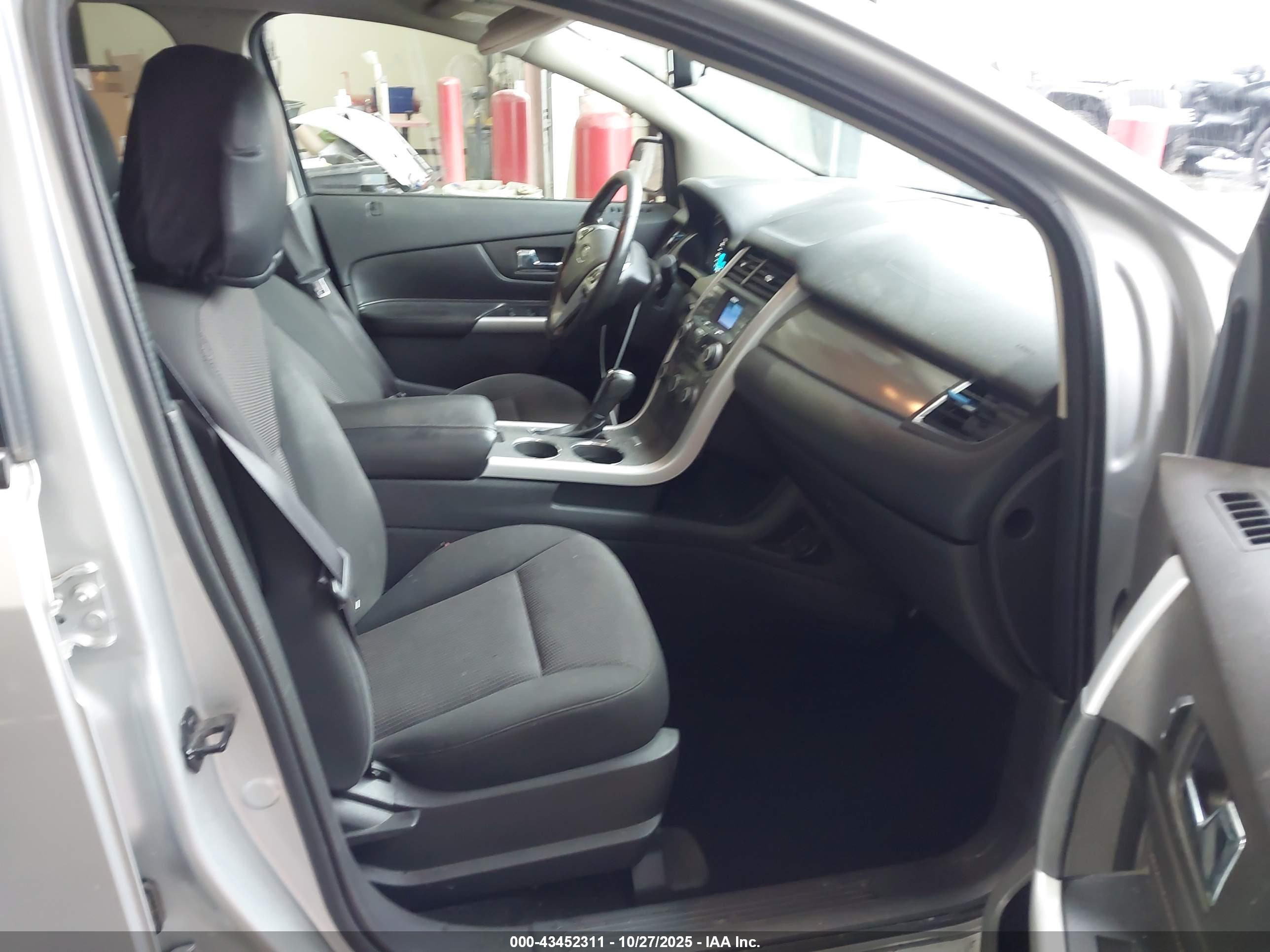 FORD EDGE image 5