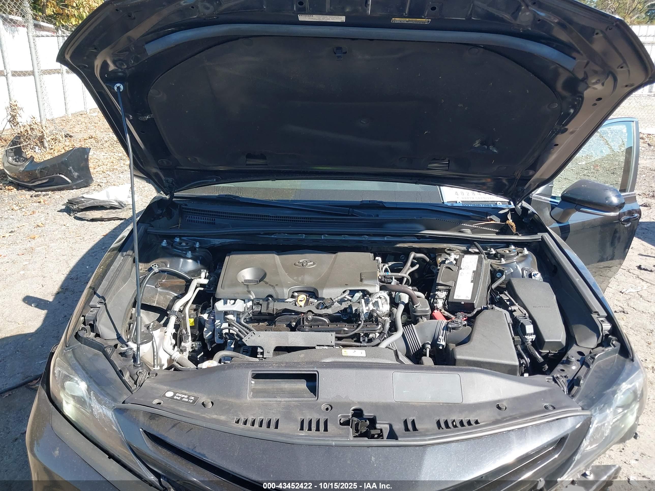 TOYOTA CAMRY image 10