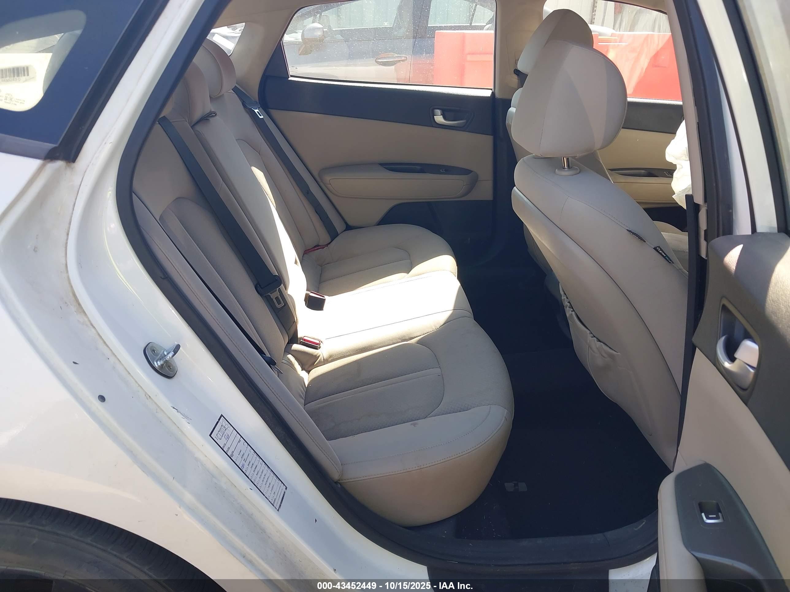 KIA OPTIMA image 8